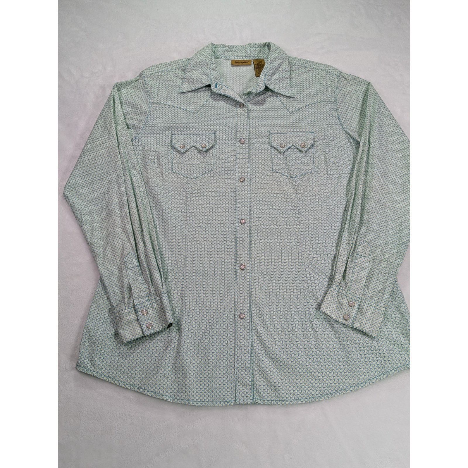 Wrangler Size L Western Style Pearl Snap Blue Geo/Floral Long Sleeve Size L / US 10 / IT 46 - 5 Thumbnail