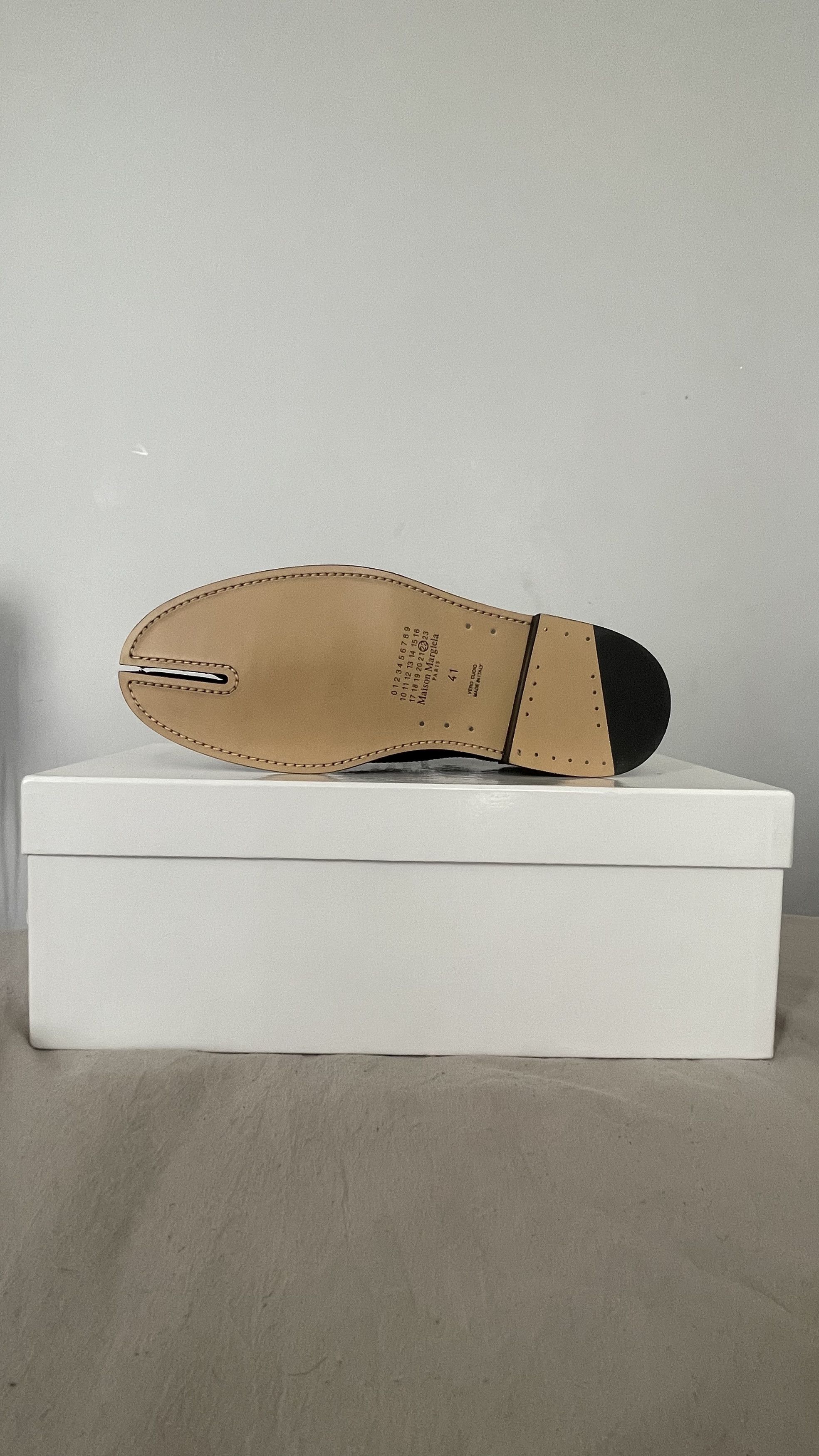 Maison Margiela MAISON MARGIELA LEATHER MONSTER TABI DERBY Size US 8 / EU 41 - 7 Thumbnail