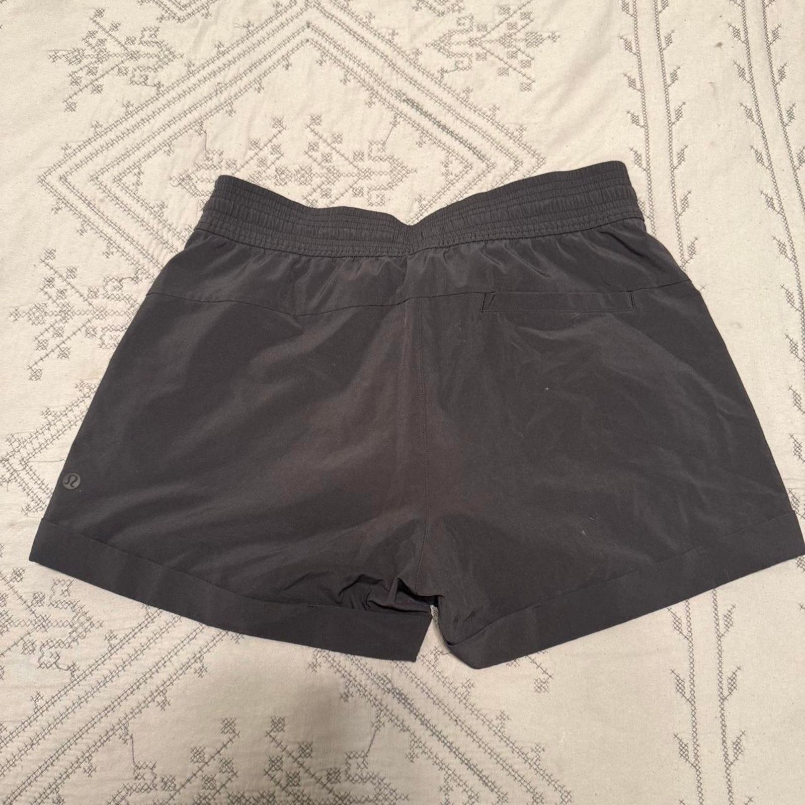 Lululemon Lululemon speed up shorts athleisure Size 30" / US 8 / IT 44 - 3 Thumbnail