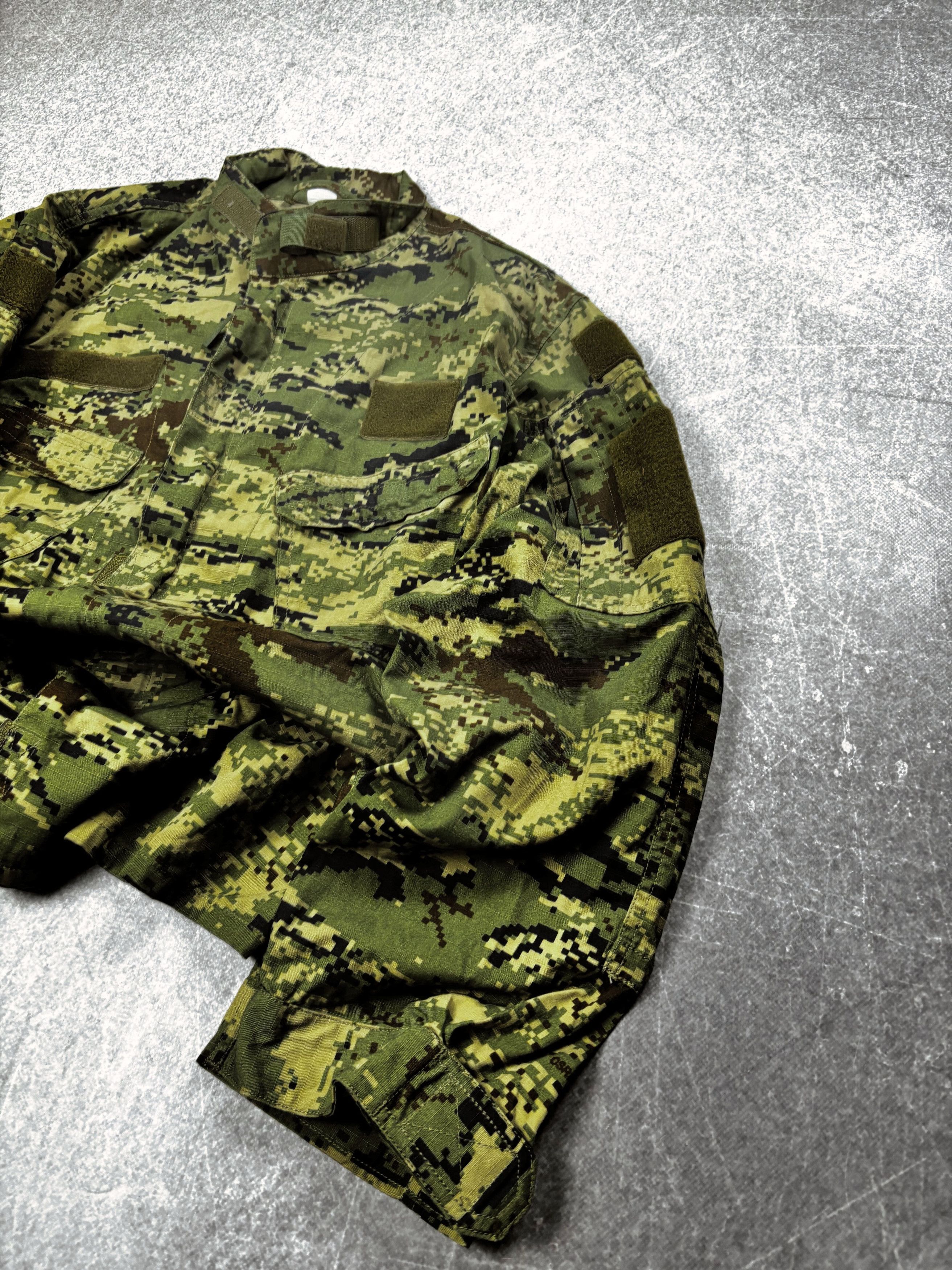 Japanese Brand Camo Tactical Jacket Military Utility Combat Streetwear Size US L / EU 52-54 / 3 - 3 Thumbnail