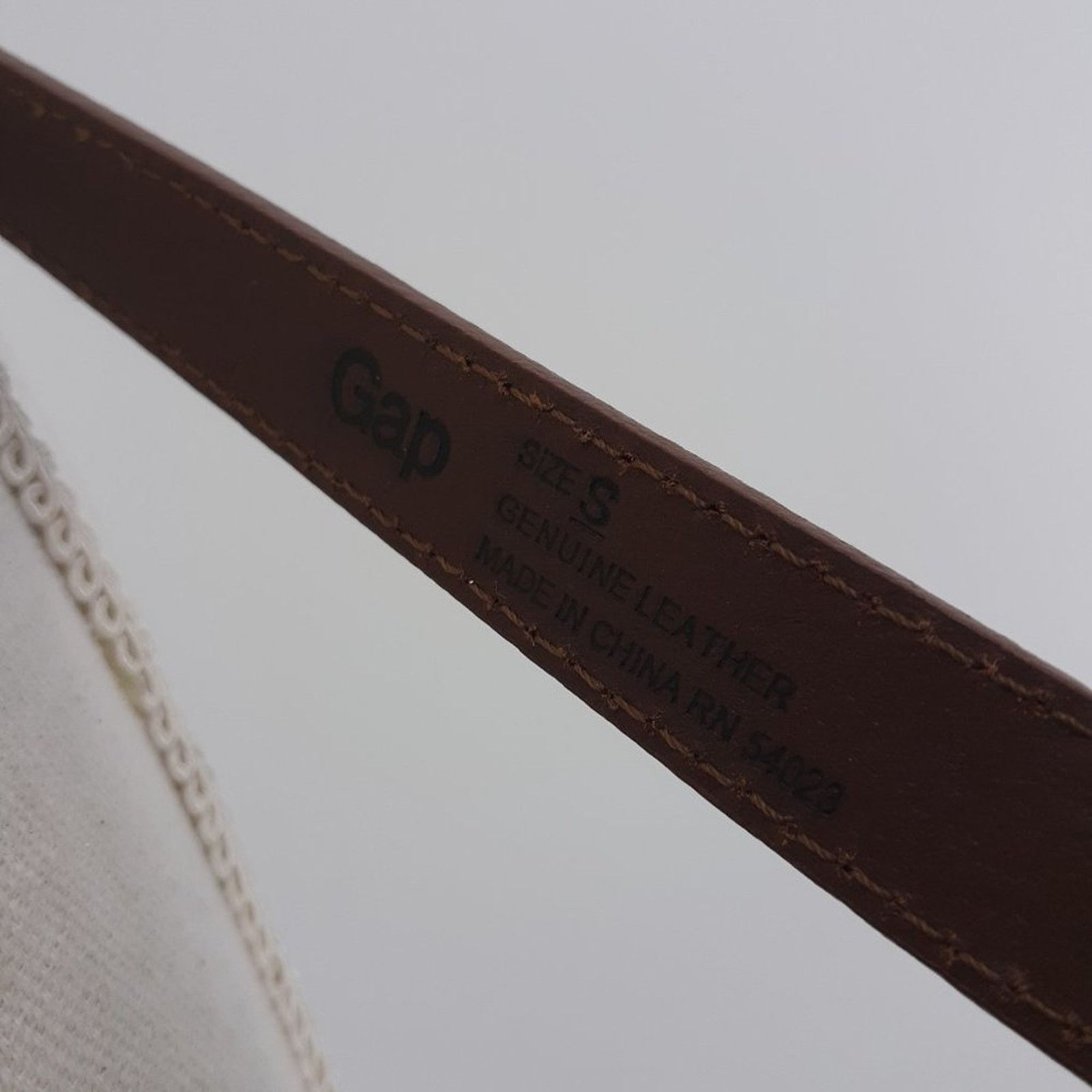 Gap Gap Women Size Small Belt Skinny Two Tone Brown Pink Leather Size ONE SIZE - 6 Thumbnail