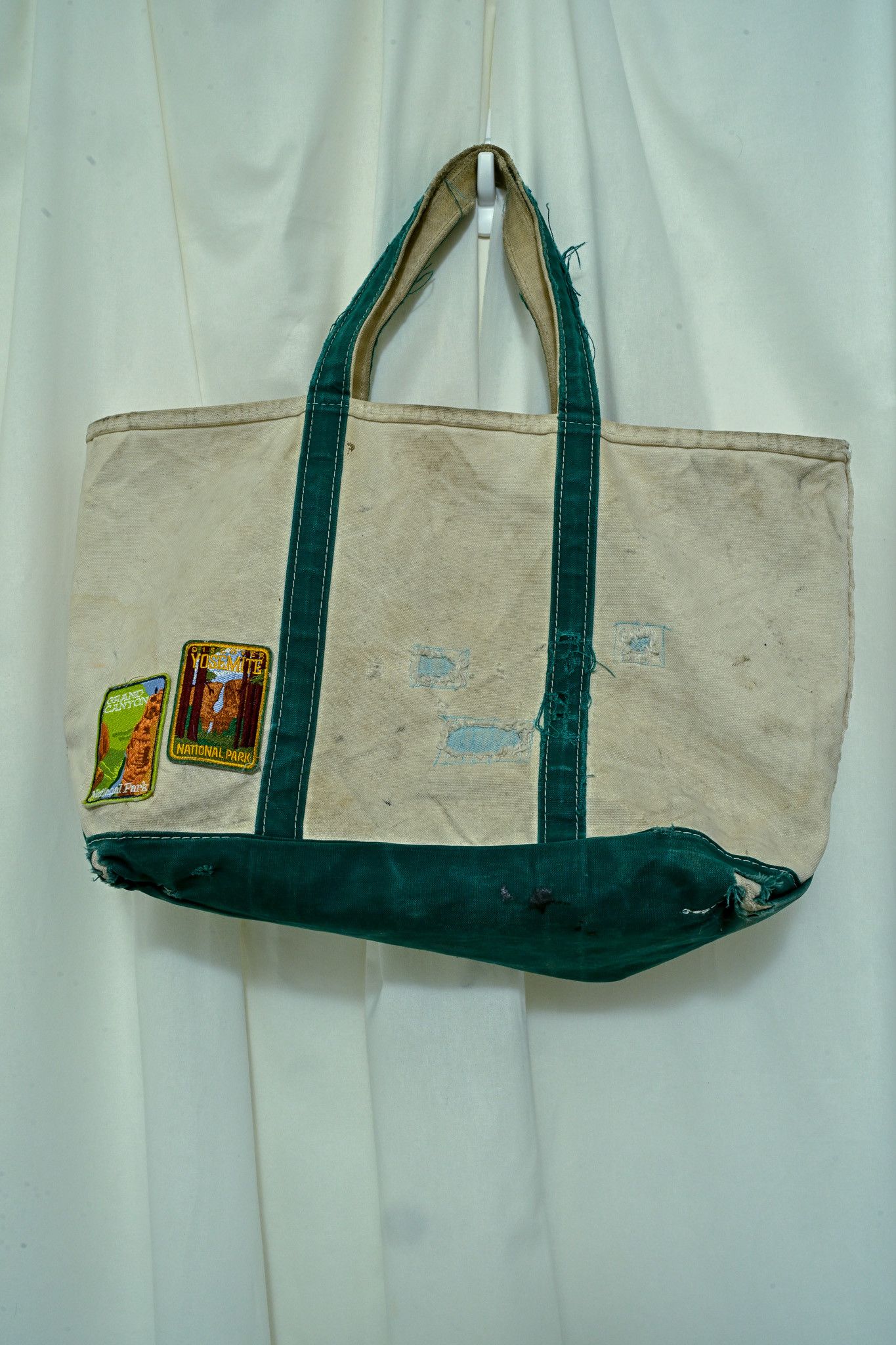 Large Boat Tote with Zip Top