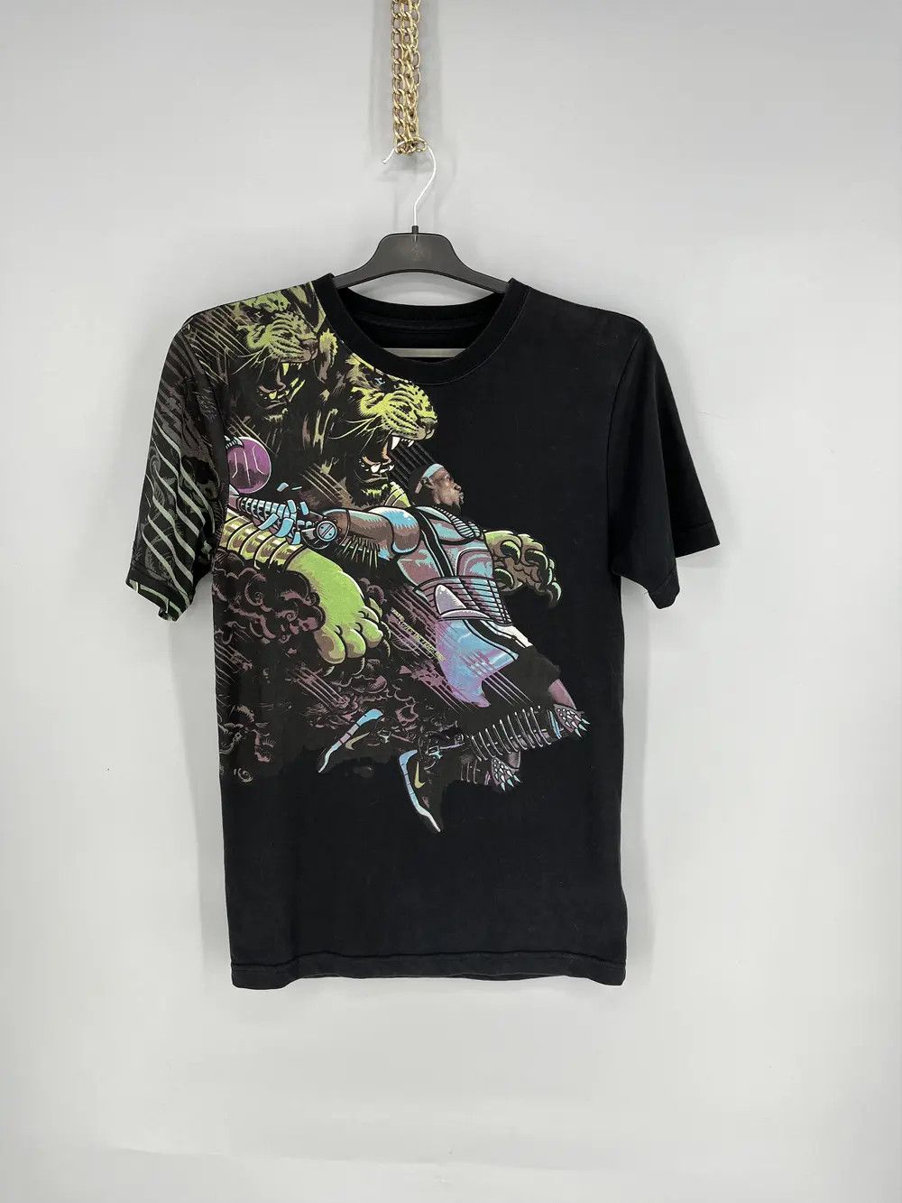 Nike Nike Basketball Lebron James Fate Lived Fearless Lion TShirt Size US XS / EU 42 / 0 - 2 Thumbnail