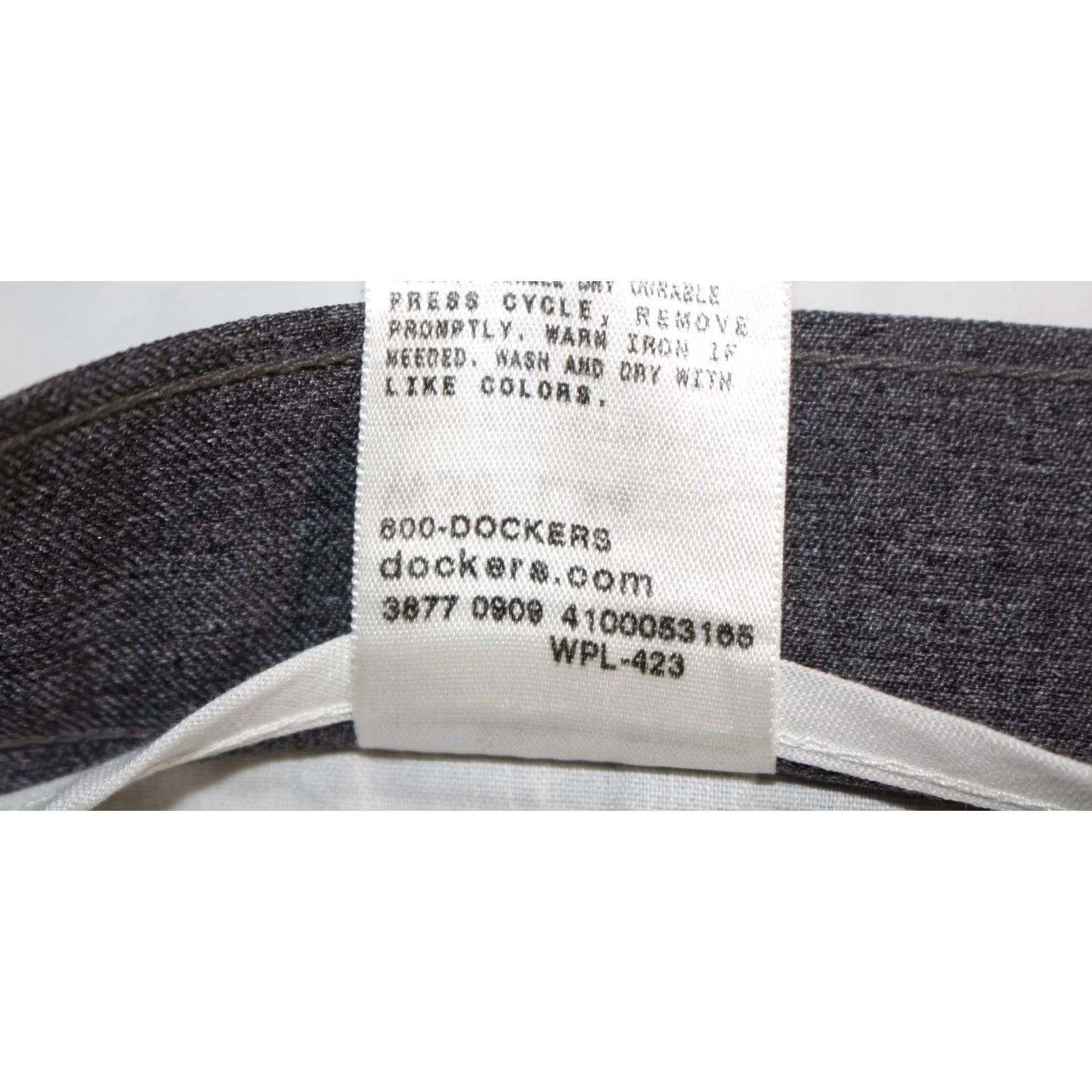 Levi's Levi's Action Slacks Pants Men's 36x33 Flat Front 100% Polyester Gray Straight Dress Pants Regular Mens Size US 36 / EU 52 - 7 Thumbnail