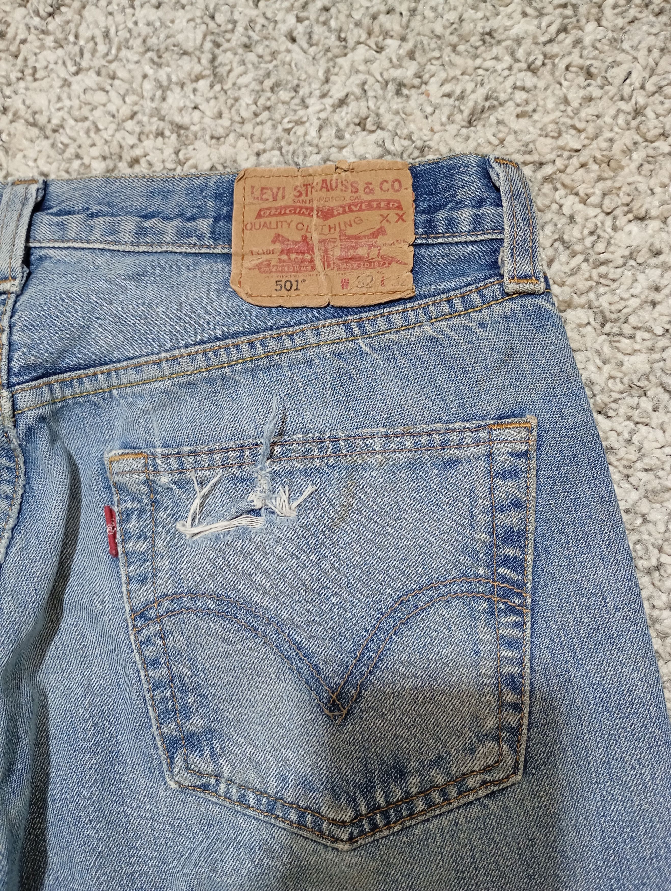 Levi's Vintage Levis 501 Bleu Wash Distressed Jeans Size US 32 / EU 48 - 9 Thumbnail