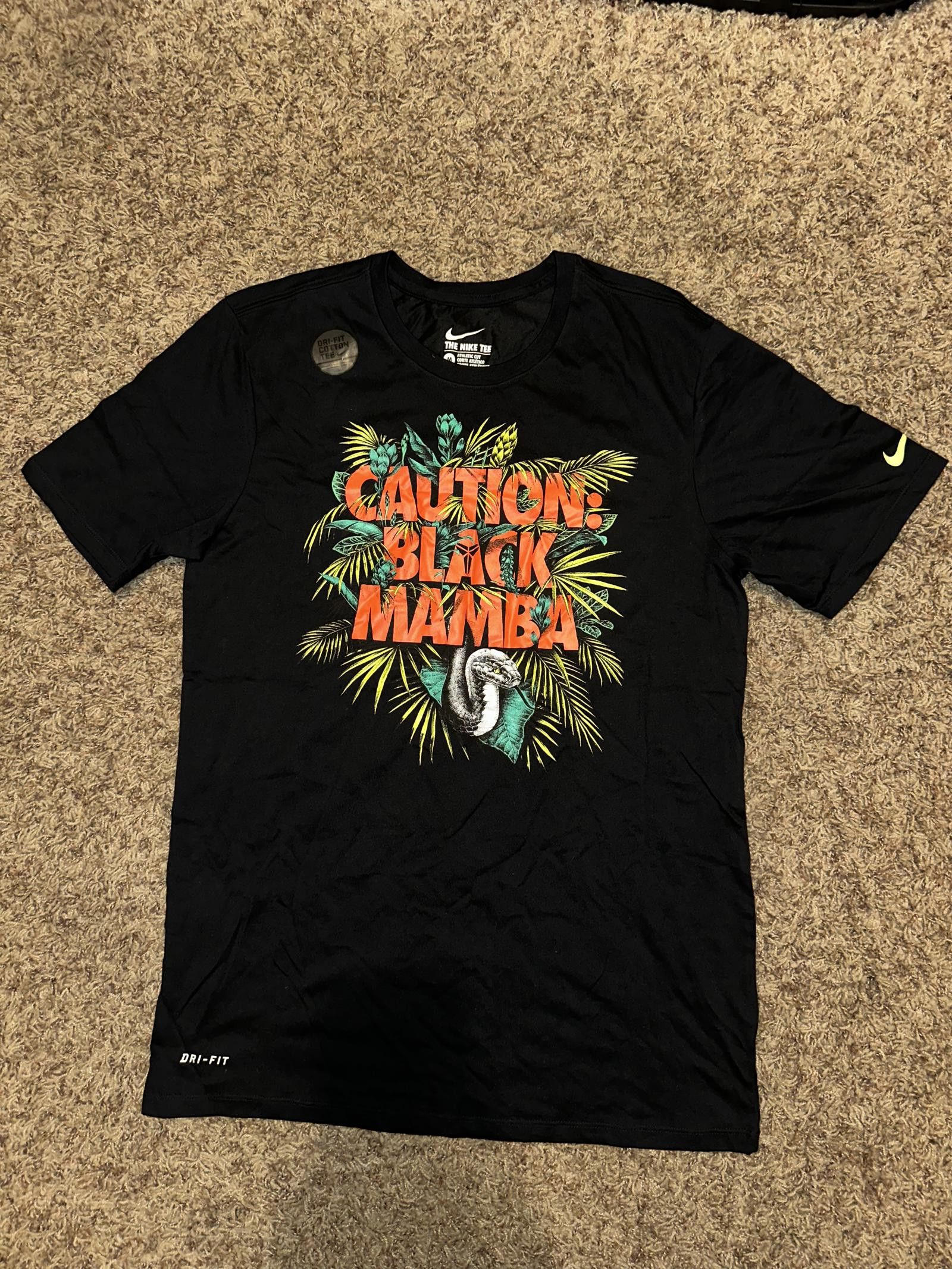 Nike Nike Kobe “Caution: Black Mamba” T-Shirt 2015 Size US M / EU 48-50 / 2 - 1 Thumbnail