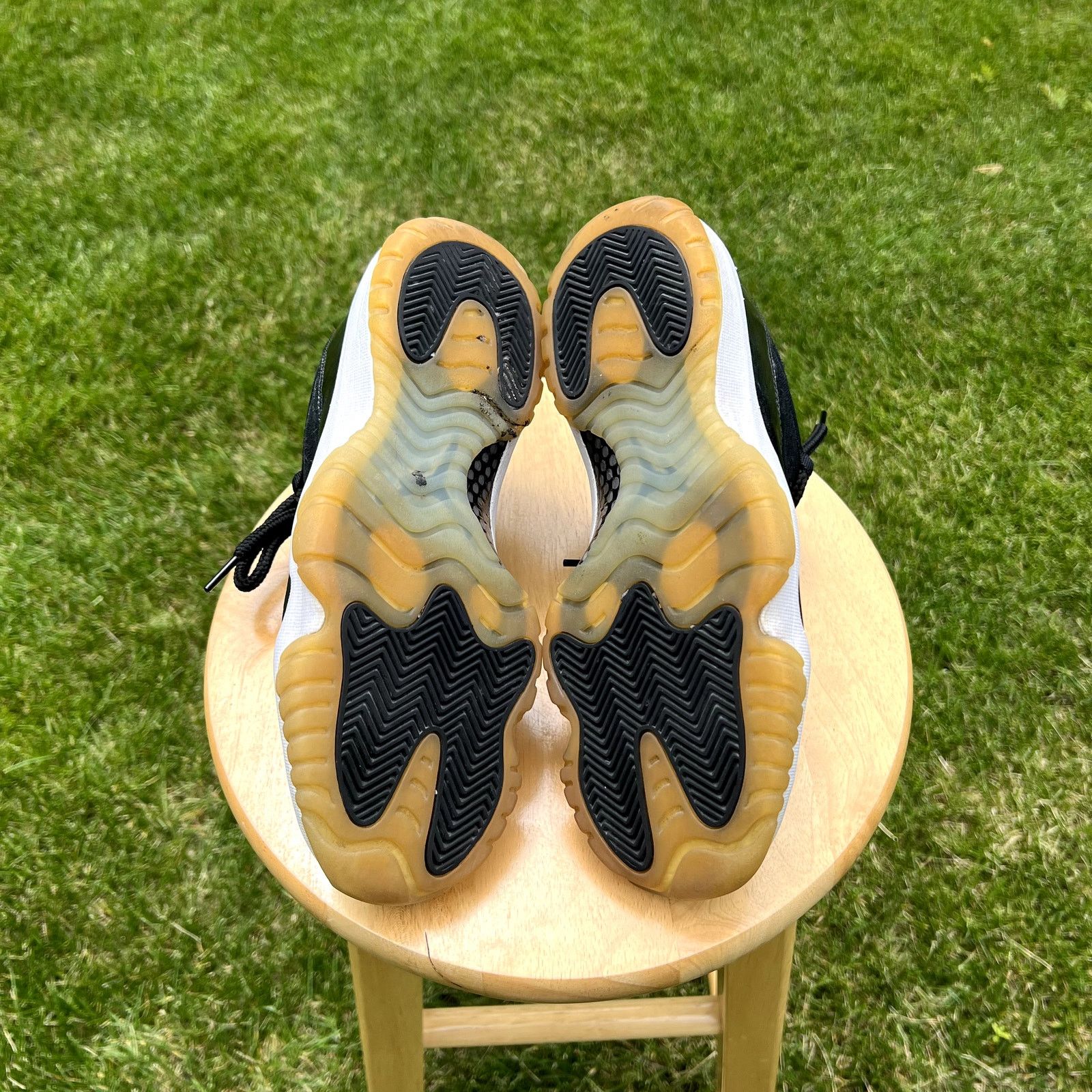 Jordan Brand × Nike Nike Air Jordan 11 Retro Low Barons Men's Shoes - Size 8 Size US 8 / EU 41 - 7 Thumbnail