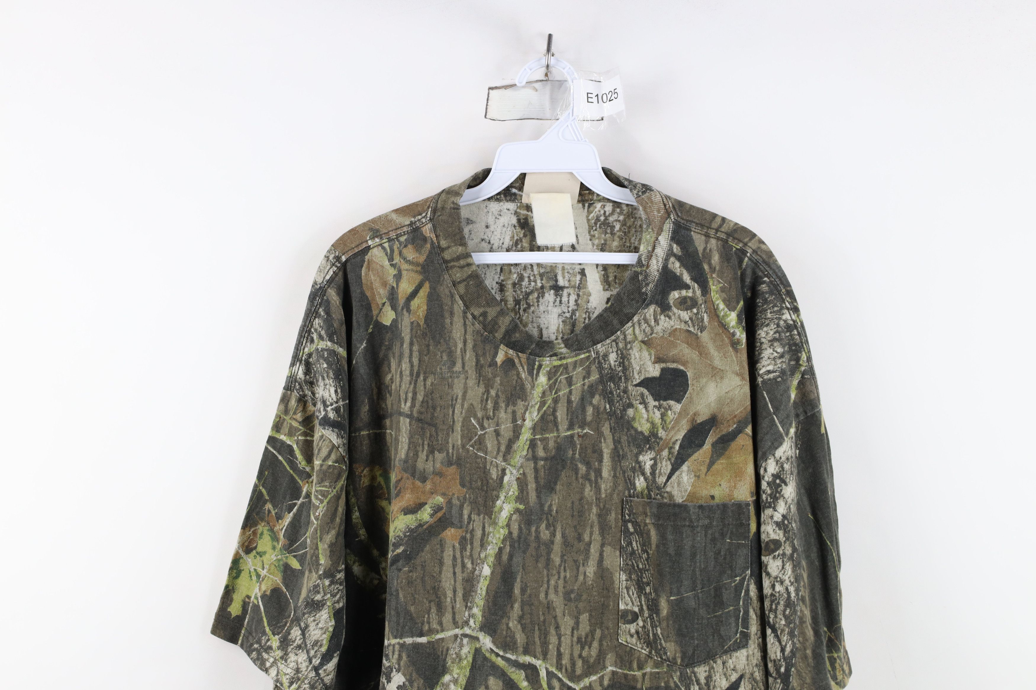 Mossy Oaks Vintage 90s Mossy Oak Camouflage Short Sleeve Pocket T-Shirt Size US XXL / EU 58 / 5 - 2 Thumbnail