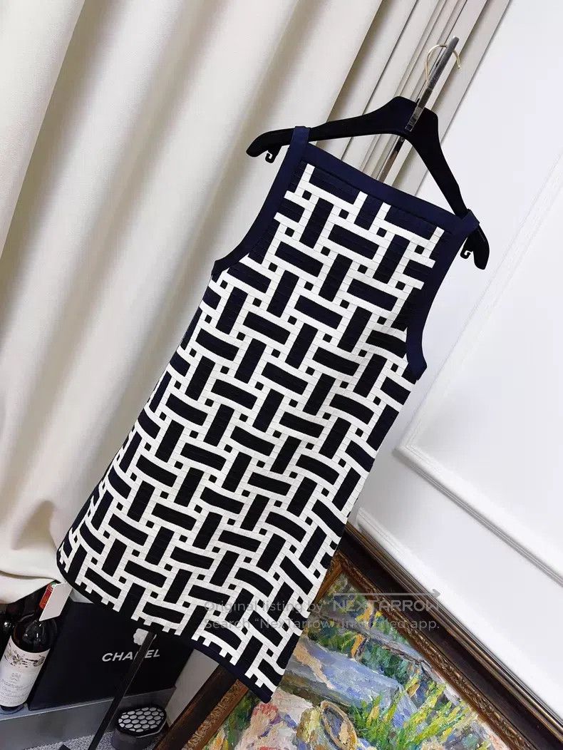 Hermes Hermes Black and white knitted strapless dress Size XS / US 0-2 / IT 36-38 - 2 Thumbnail