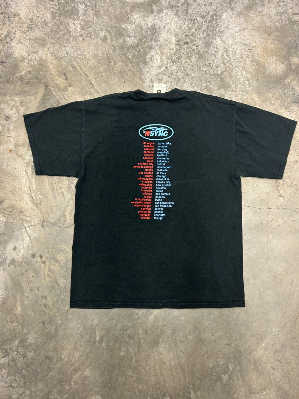 Vintage 1999 *NSYNC Tee Size US XL / EU 56 / 4 - 2 Thumbnail