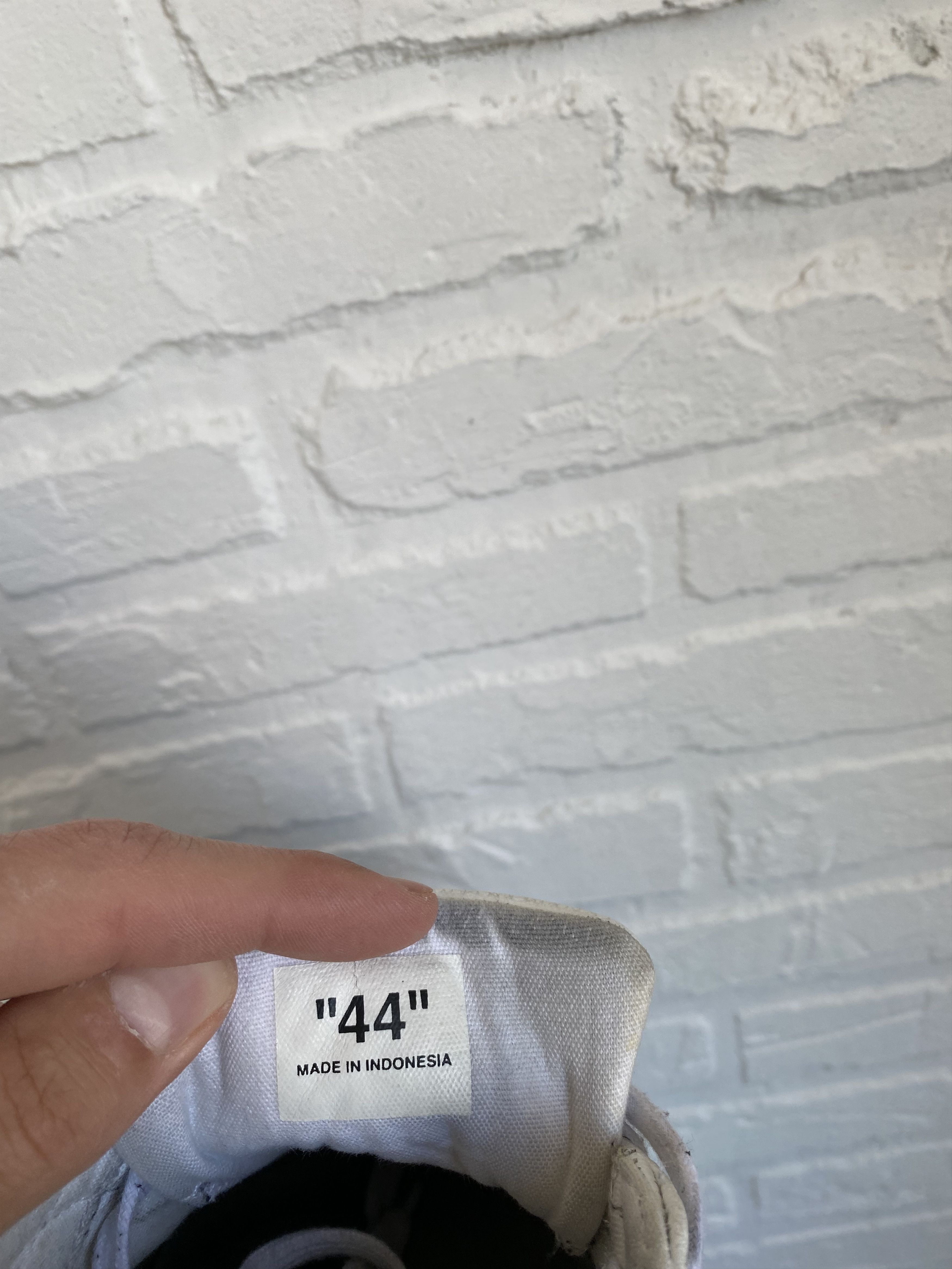 Off-White Off-white vulcanized leather sneakers Size US 10 / EU 43 - 14 Thumbnail