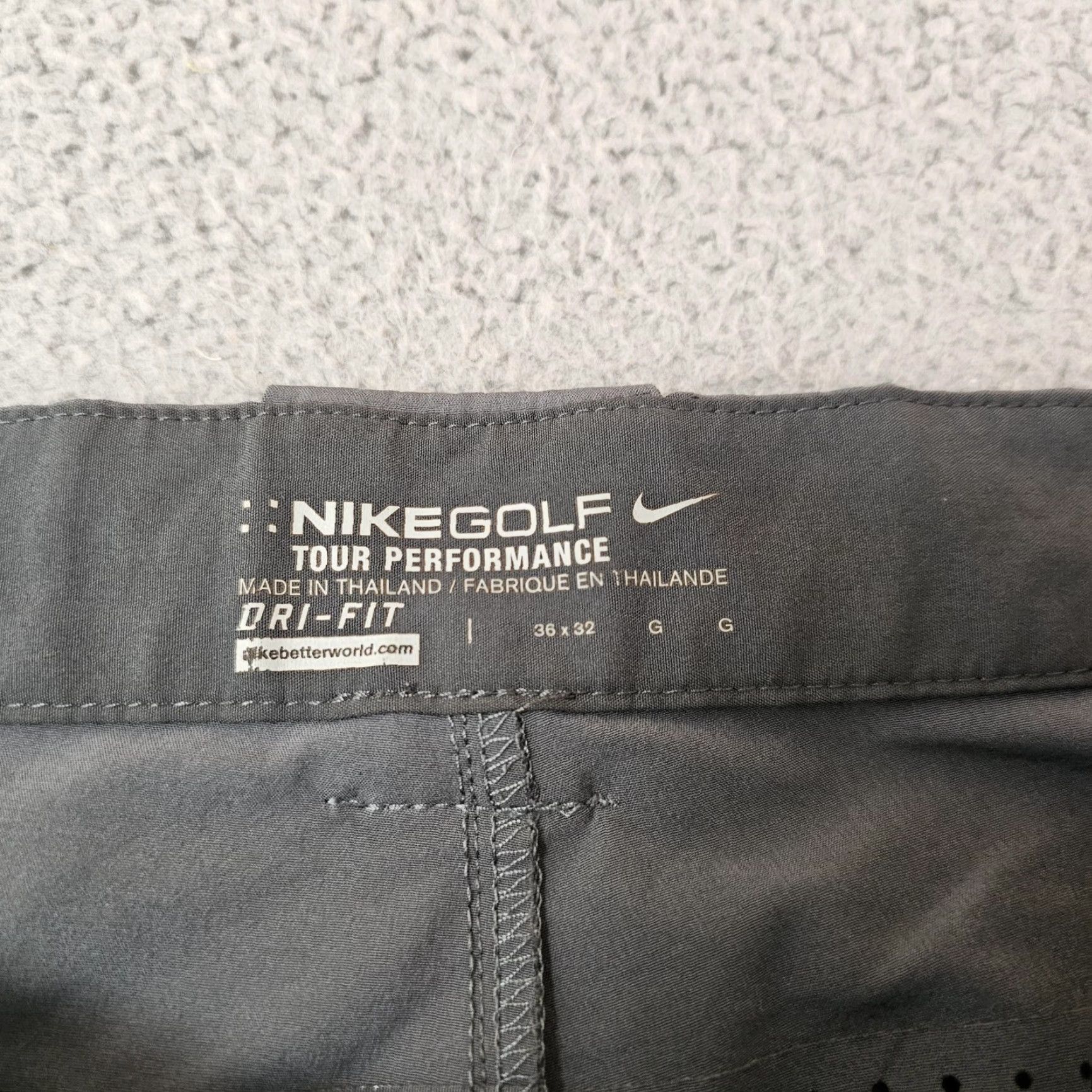 Nike Nike Golf Pants Mens 36x32 Gray Dri-FIT Tour Performance Stretch Ventilated Pants Mens Gray Nike Golf Dri-FIT Tour Performance Stretch Ventilated Size US 36 / EU 52 - 4 Thumbnail