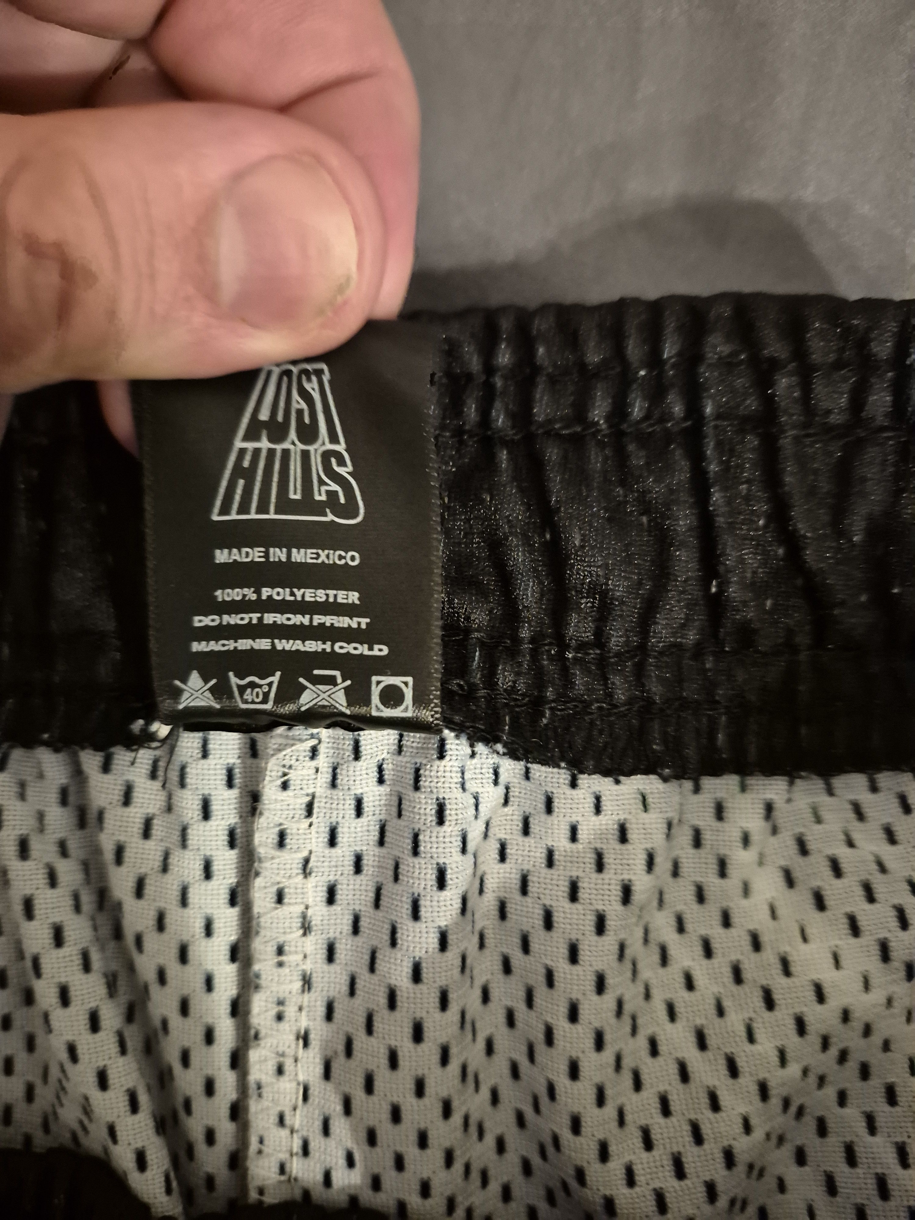 Lost hills × Sad Boys Lost Hills x Sad Boys Collab Size Small Shorts Size US 32 / EU 48 - 4 Thumbnail