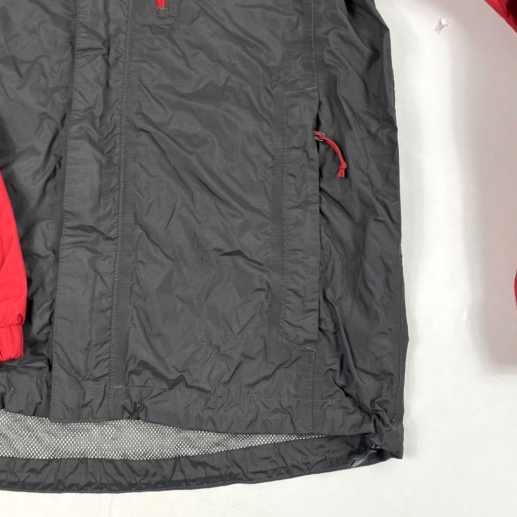 The North Face - Brand: The title includes "The North Face" - which is explicitly stated in the description Size US S / EU 44-46 / 1 - 6 Thumbnail
