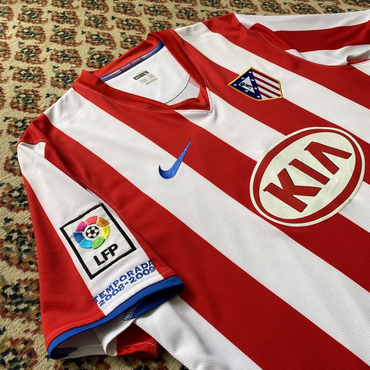Nike × Vintage Vintage 2008 Nike Atletico Madrid Home Jersey Size US L / EU 52-54 / 3 - 3 Thumbnail