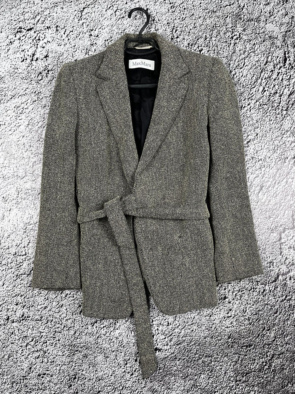 Max Mara Vintage Max Mara virgin wool jacket belt blazer old money Size S / US 4 / IT 40 - 1 Thumbnail