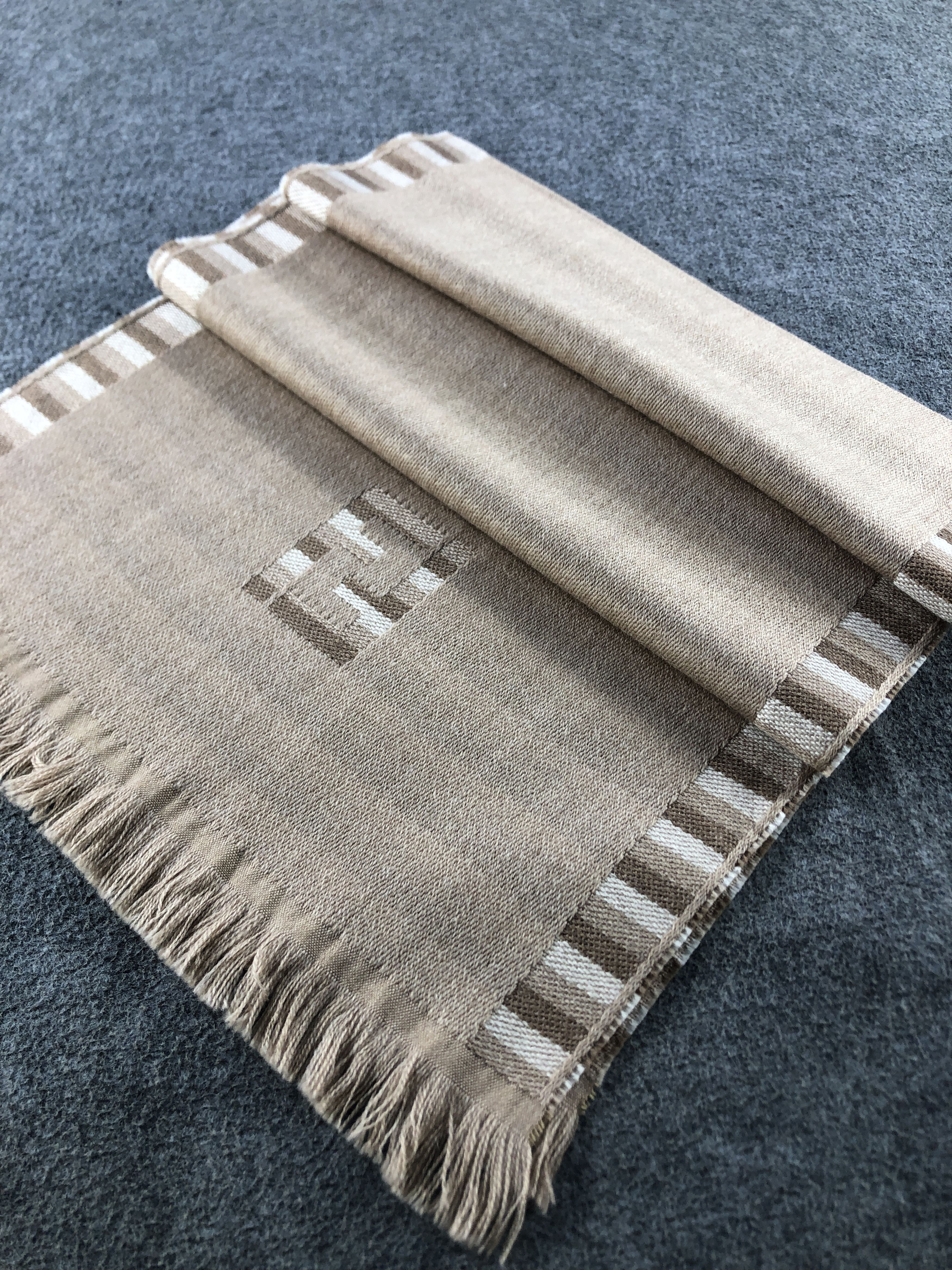 Fendi Fendi Scarf / Muffler / Neckwear P724 Size ONE SIZE - 6 Thumbnail
