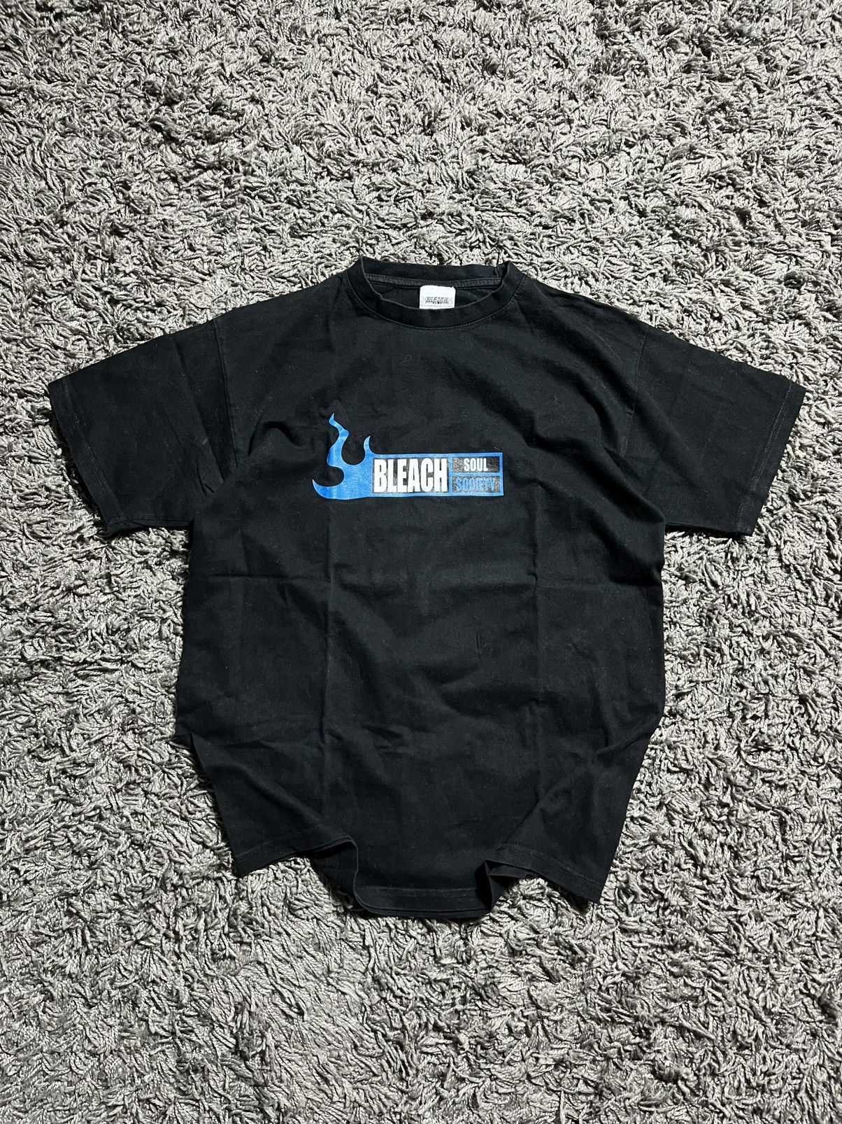 Bleach Y2K Bleach Ichigo Kurosaki Faded Black T Shirt Size US M / EU 48-50 / 2 - 1 Thumbnail