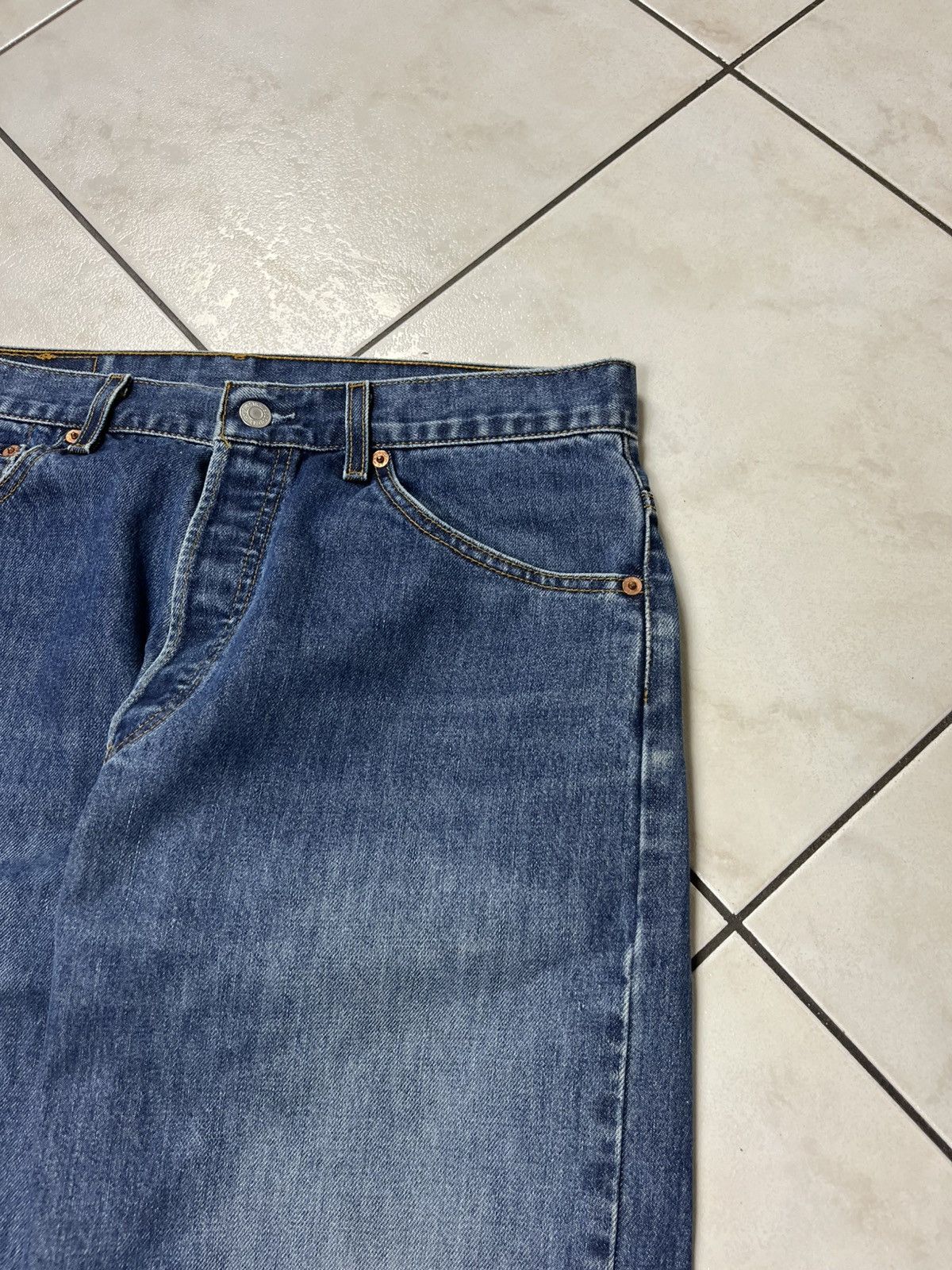 Levi's × Vintage Vintage Levi’s 523 dark washed distressed denim jeans pants Size US 34 / EU 50 - 6 Thumbnail