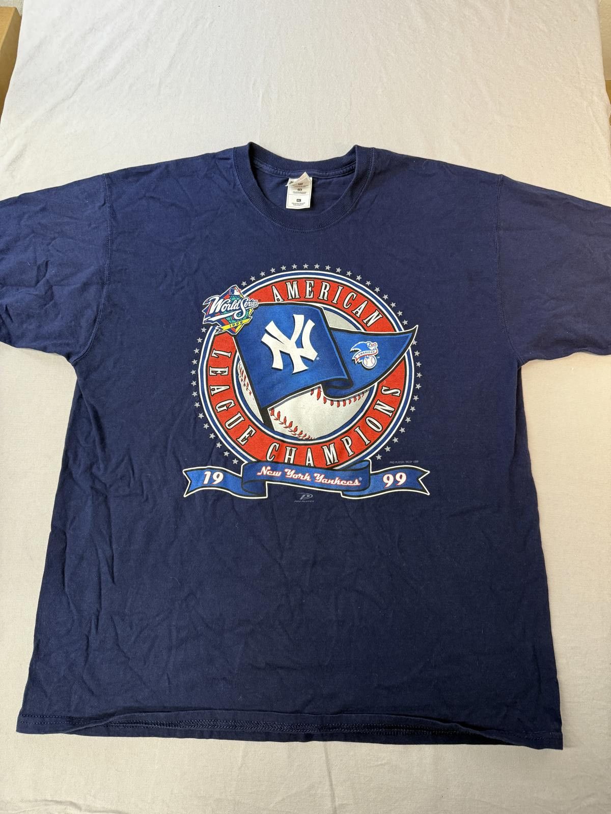Fruit Of The Loom VTG New York Yankees T-shirt 1999 World Series Pennant XL Size US XL / EU 56 / 4 - 1 Thumbnail