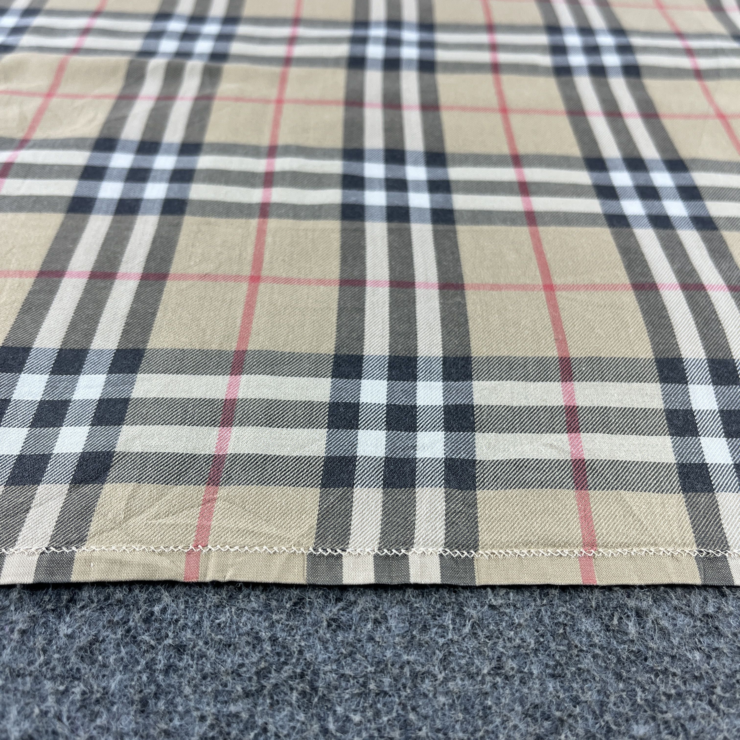 Burberry Burberry Handkerchief / Bandana / Neckerchief B098 Size ONE SIZE - 9 Thumbnail