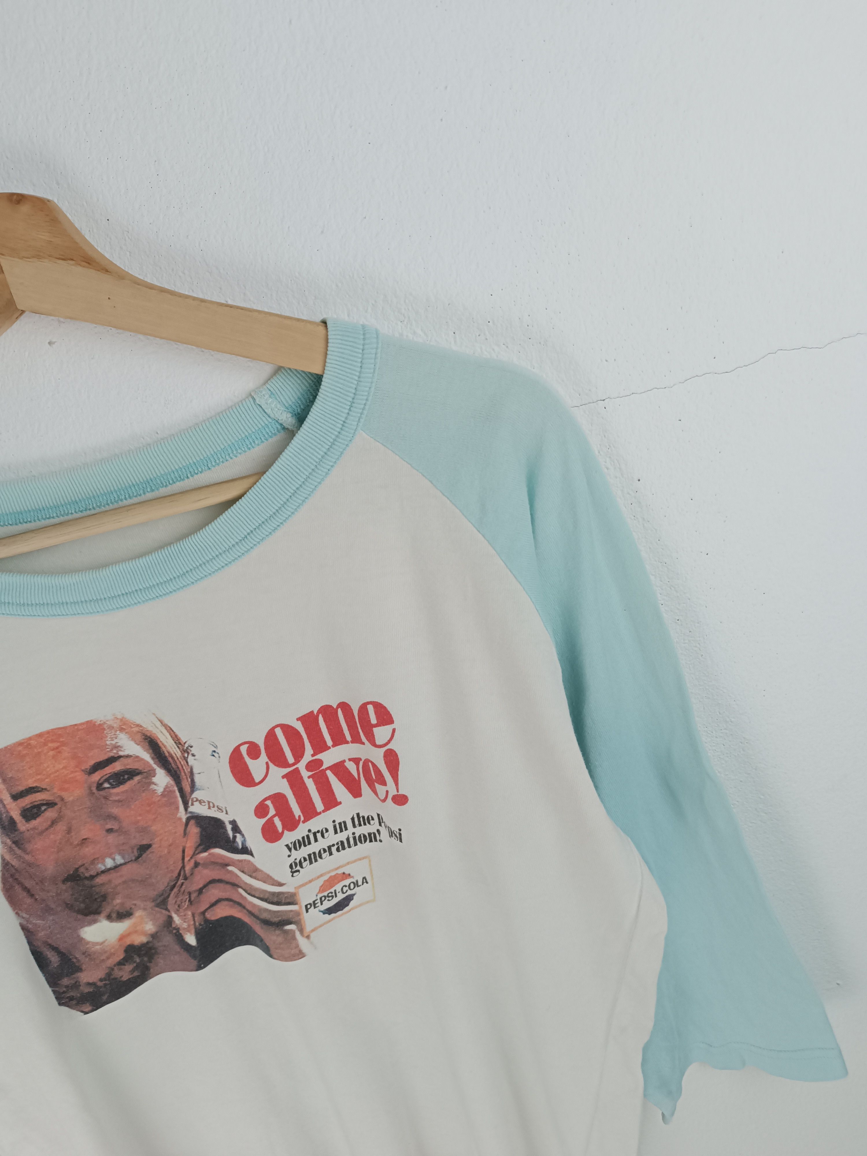 Pepsi VINTAGE Y2K PEPSI COLA DRINKS COME ALIVE! COCA COLA RARE TEE Size US M / EU 48-50 / 2 - 7 Thumbnail