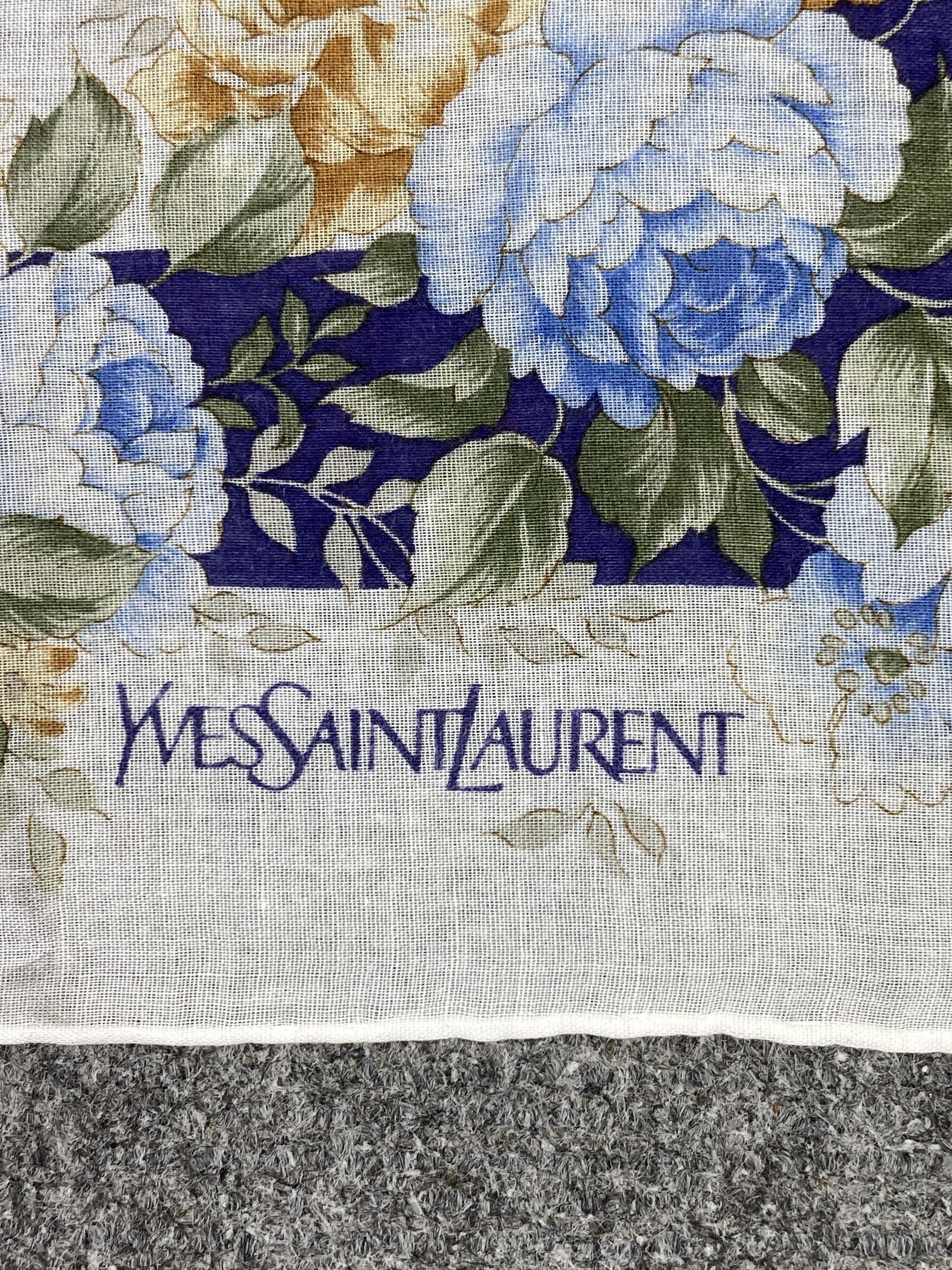 Yves Saint Laurent Vintage Yves Saint Laurent Handkerchief / Neckerchief KT0127 Size ONE SIZE - 7 Thumbnail