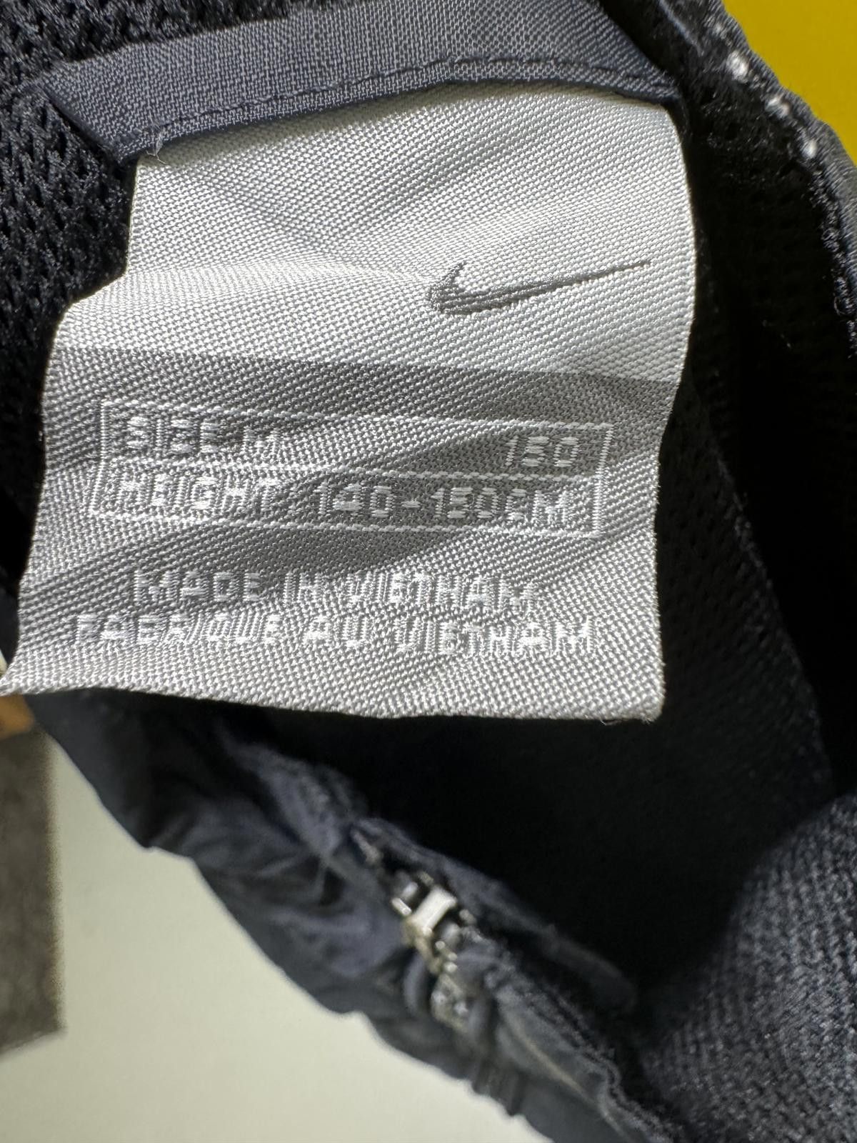 Nike Nike Black Lightweight Jacket with Yellow Logo Size US M / EU 48-50 / 2 - 4 Thumbnail