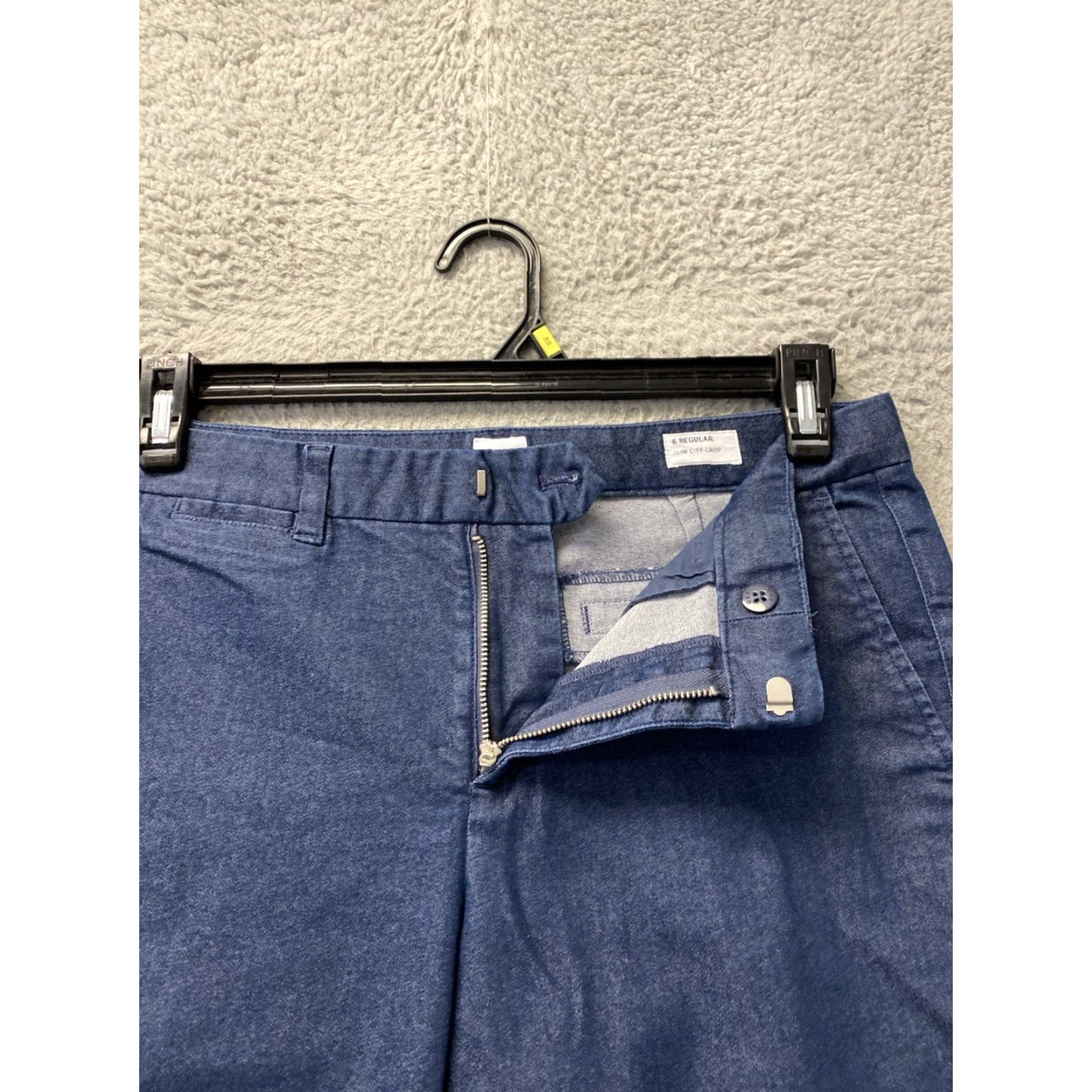 Gap Gap Women's Jeans Straight 6 Regular Blue Zipper Inseam 26 Mid Rise Cotton Polyester Spandex Solid Dark Front Flat Size 6 32X26 142-48 Size 28" / US 6 / IT 42 - 2 Thumbnail