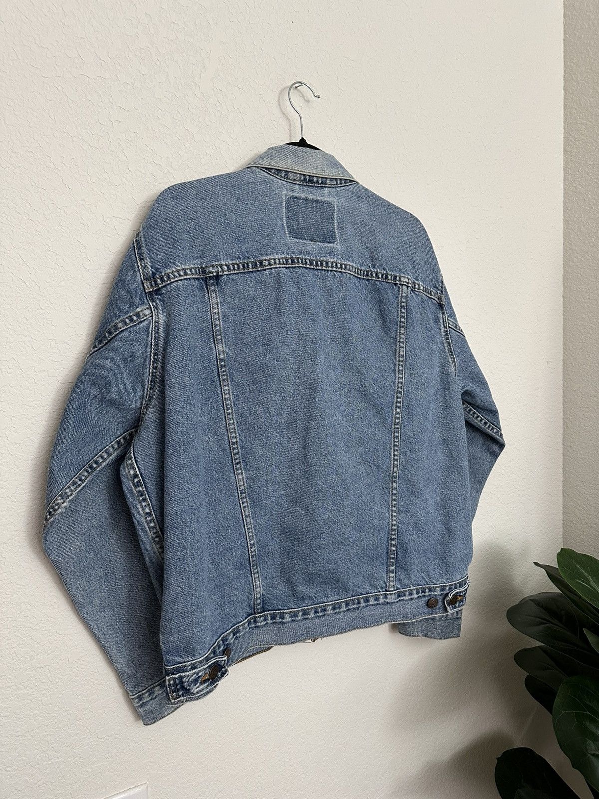 Levi's × Levi's Vintage Clothing × Vintage Vtg 90s Levi's 527 Buttons Stamp Trucker Jacket Made in USA Size US M / EU 48-50 / 2 - 16 Thumbnail