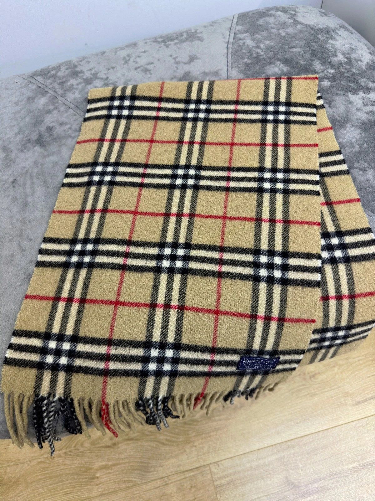 Burberry Burberrys Lambswool Check Scarf Scotland Classic 190x33 Size ONE SIZE - 7 Thumbnail