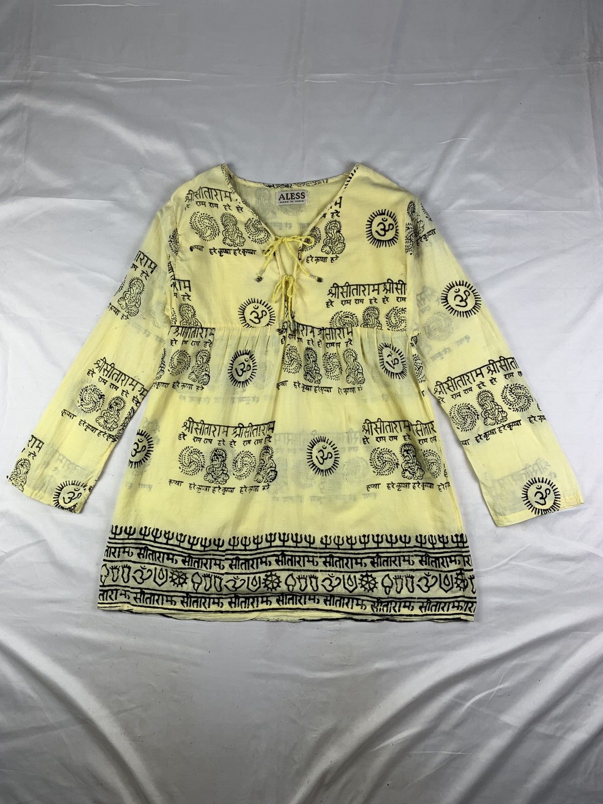 2000s ALESS Lemon Traditional Hindhi Milkmaid Dressy Top