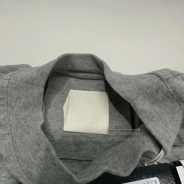 Givenchy GIVENCHY Men's Gray Loose Crew Neck Short-Sleeve T-Shirt. Size US XS / EU 42 / 0 - 7 Thumbnail