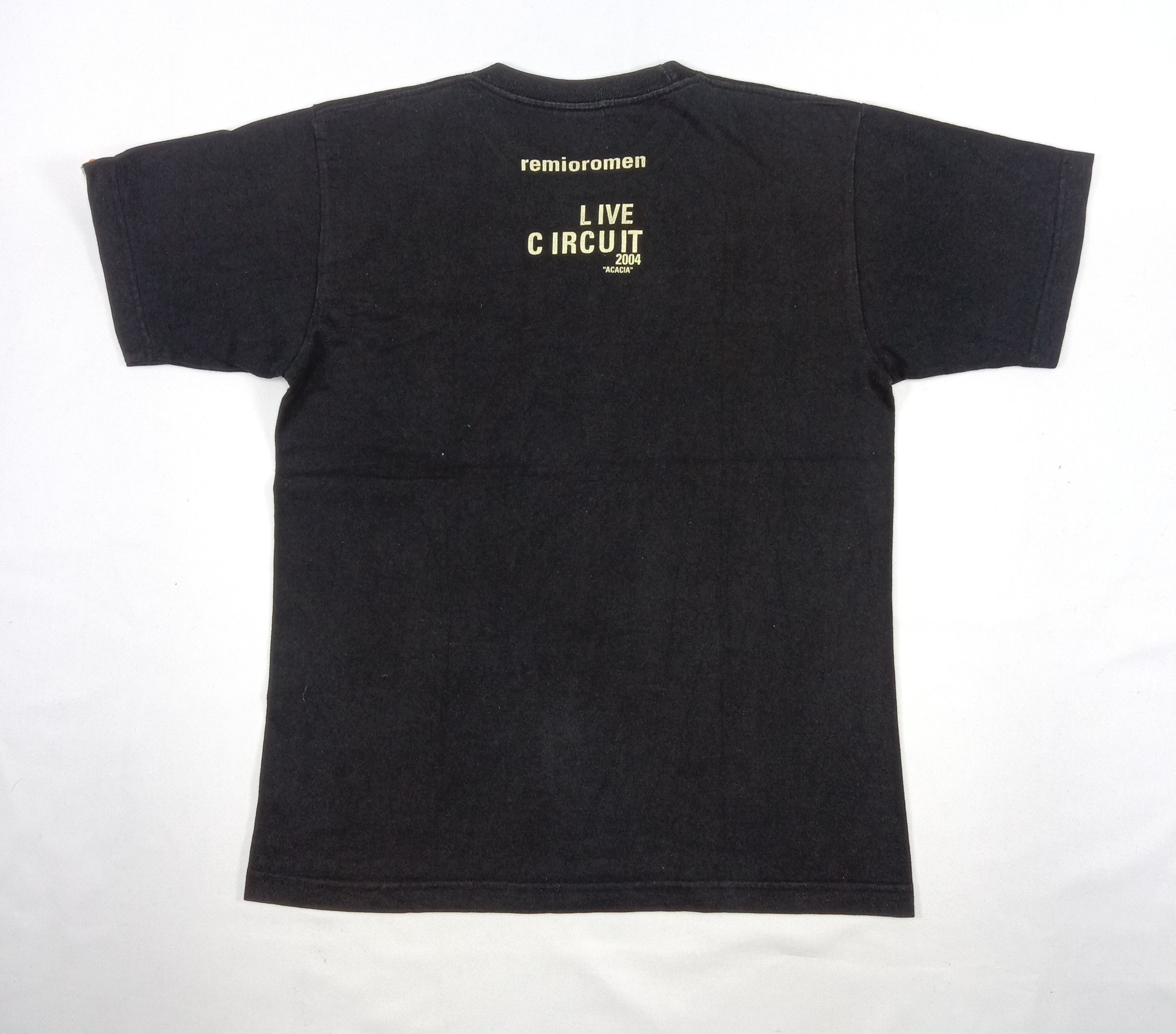 Band Tees Vintage Acacia Remioromen Live Circuit 2004 T Shirt Size US M / EU 48-50 / 2 - 4 Thumbnail