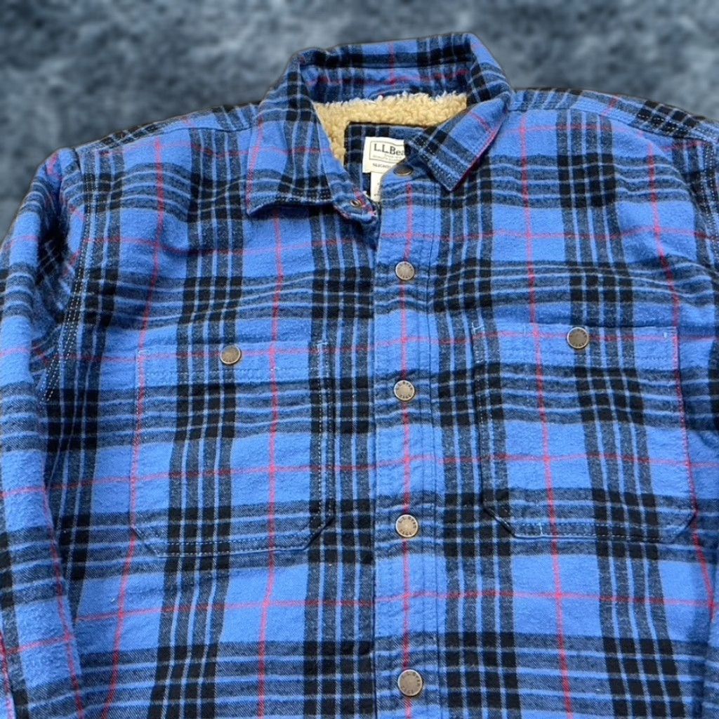 Vintage L.L. Bean Shirt Mens M Blue Plaid Flannel Shacket Heavy Sherpa Lined Vintage? No Size US M / EU 48-50 / 2 - 1 Thumbnail