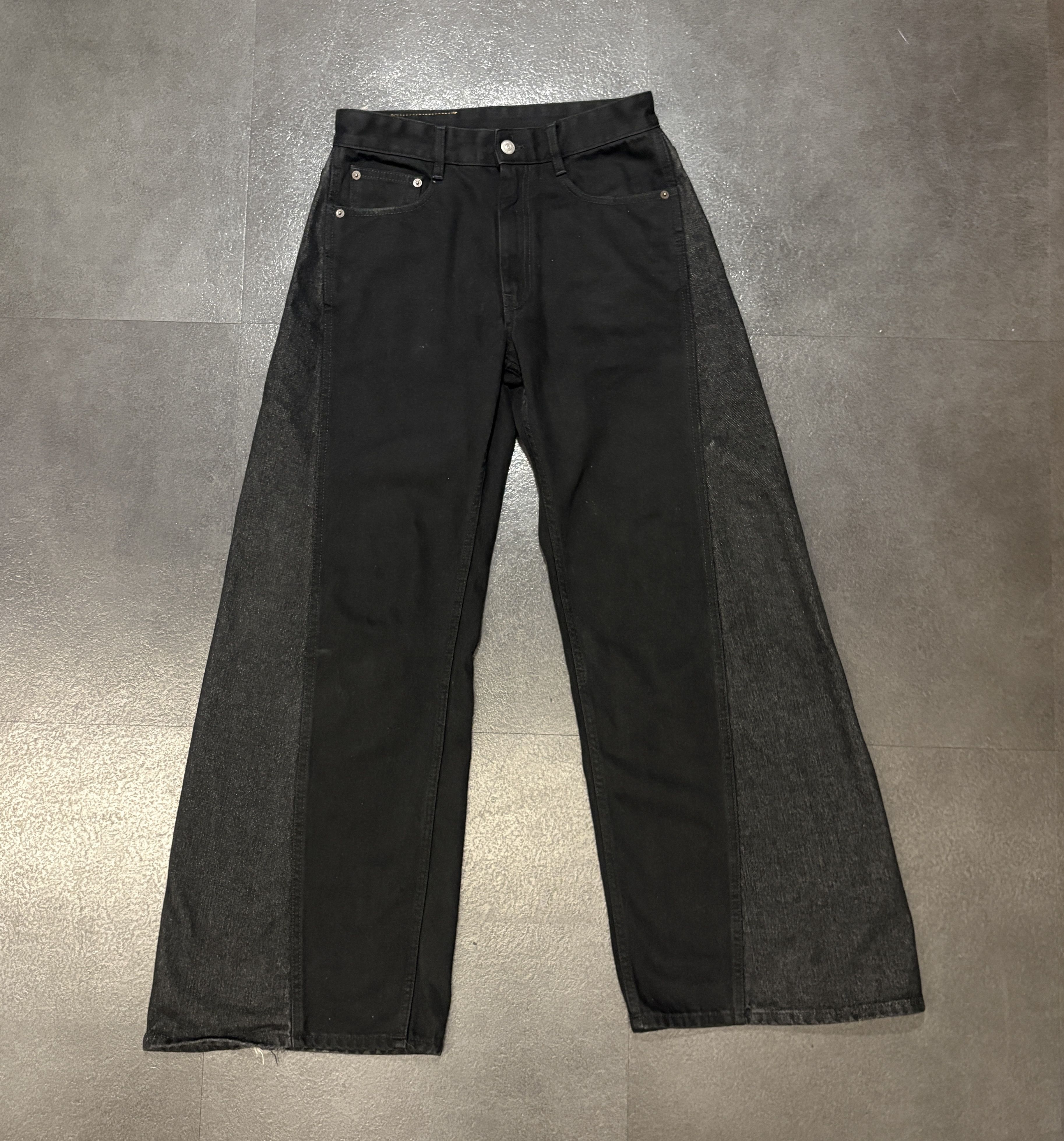 MM6 MM6 Margiela Flare Jeans Size 28" / US 6 / IT 42 - 1 Thumbnail