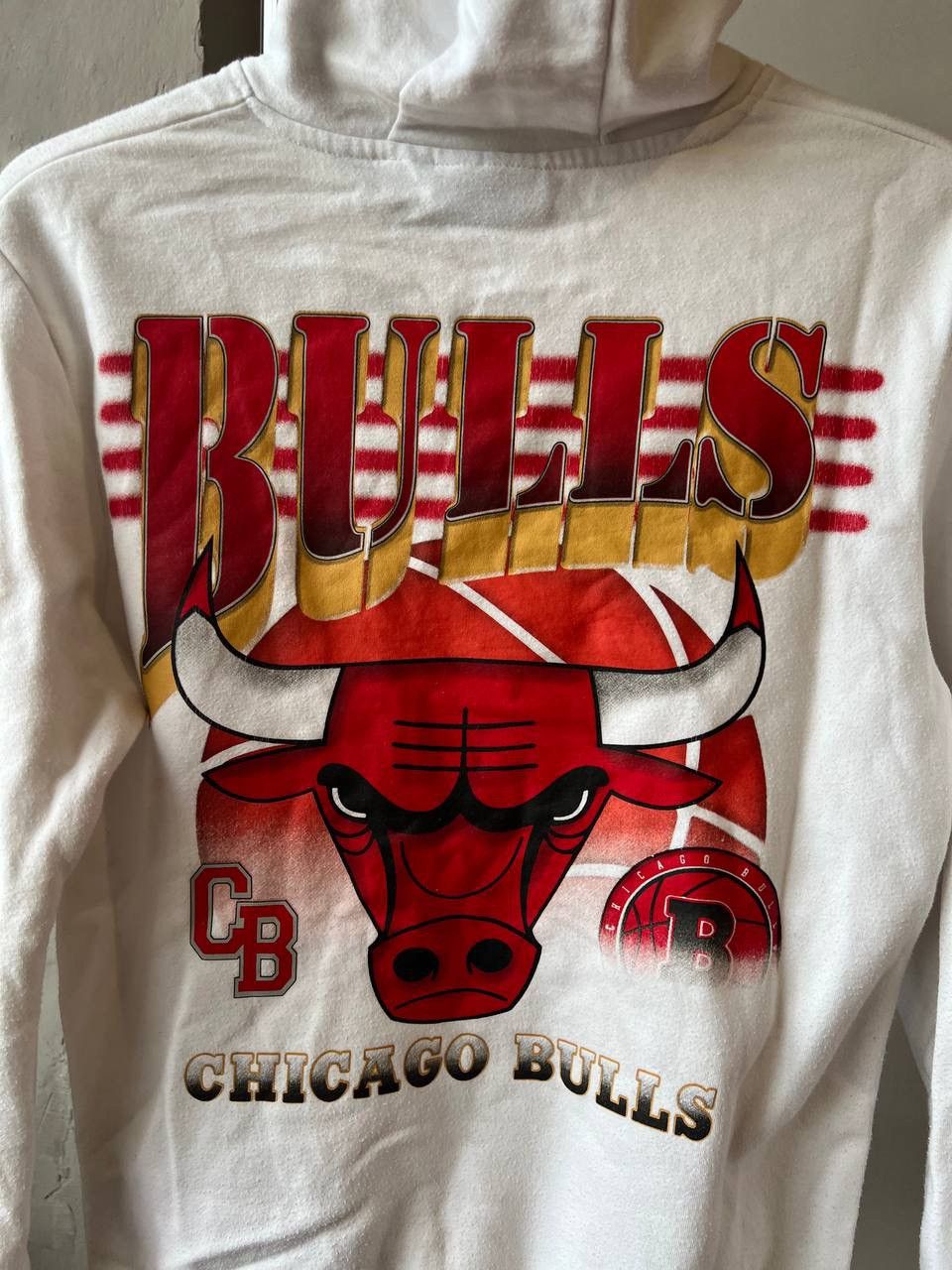 NBA CHICAGO BULLS NBA OVERPRINTED RETRO HOODIE SIZE S MENS Size US S / EU 44-46 / 1 - 13 Thumbnail