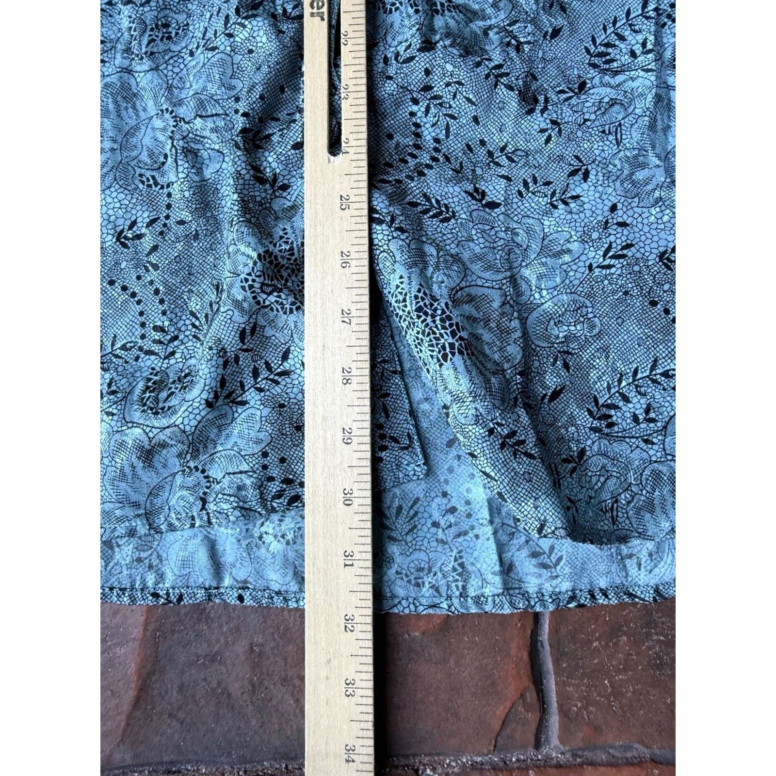 Victoria's Secret VINTAGE Victoria's Secret Gold Label Paisley Satin Nightgown Shirt P/S Blue Satin Shir t? Size S / US 4 / IT 40 - 7 Thumbnail