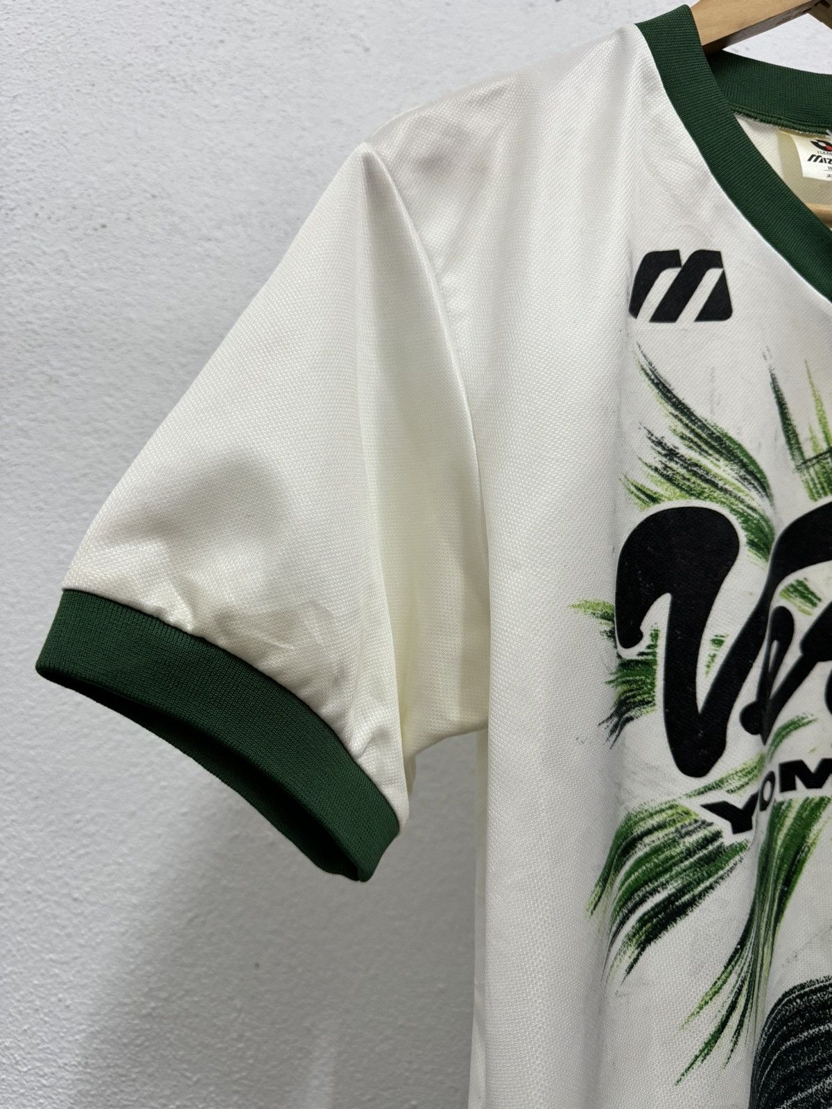 Mizuno × Vintage Vintage Mizuno Verdy Yomiuri training Jersey Size US L / EU 52-54 / 3 - 5 Thumbnail
