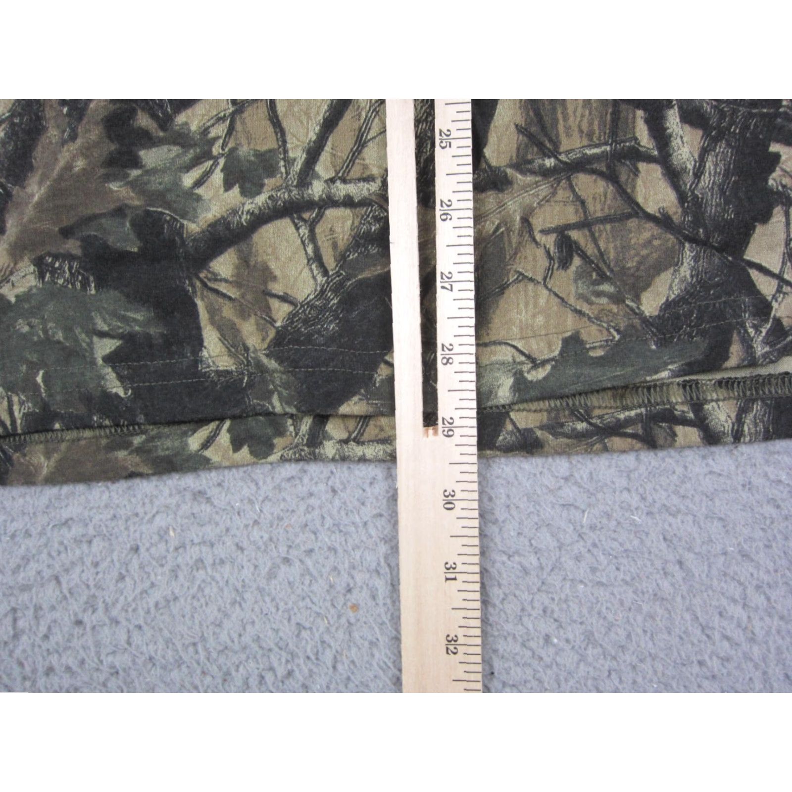 Realtree VINTAGE Realtree Shirt Adult XL Green Camo Mens 90s T-Shirt Short Sleeve Crew Neck 80s College School Size US XL / EU 56 / 4 - 7 Thumbnail