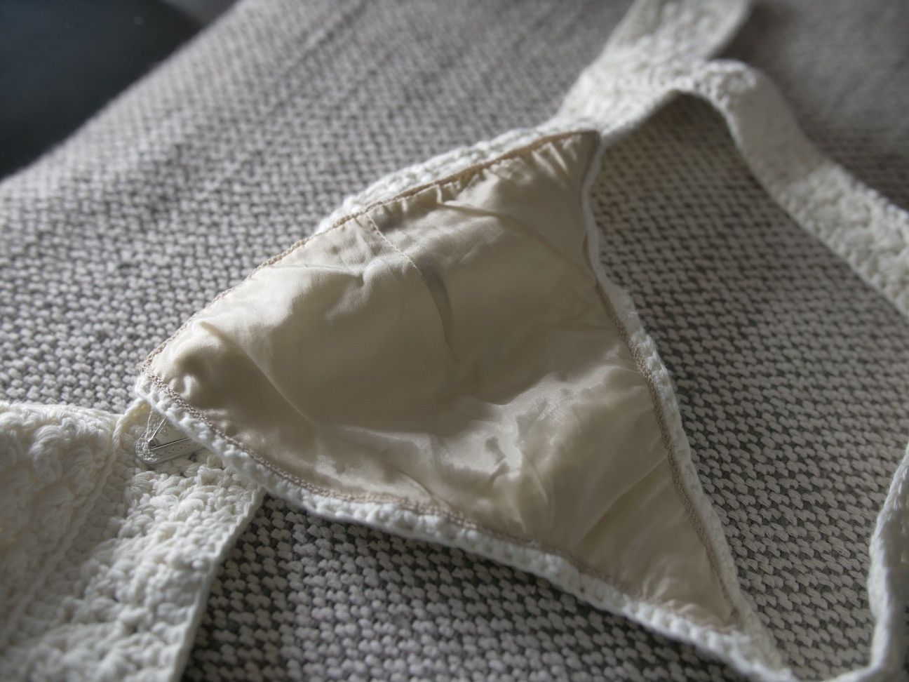 Prada Prada Crochet top Only Vip Creme 💞 Size S / US 4 / IT 40 - 16 Thumbnail
