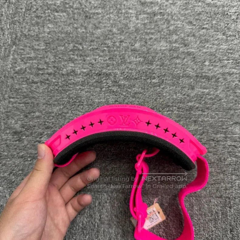 Louis Vuitton Louis Vuitton Monogram Ski Goggles. Size ONE SIZE - 4 Thumbnail