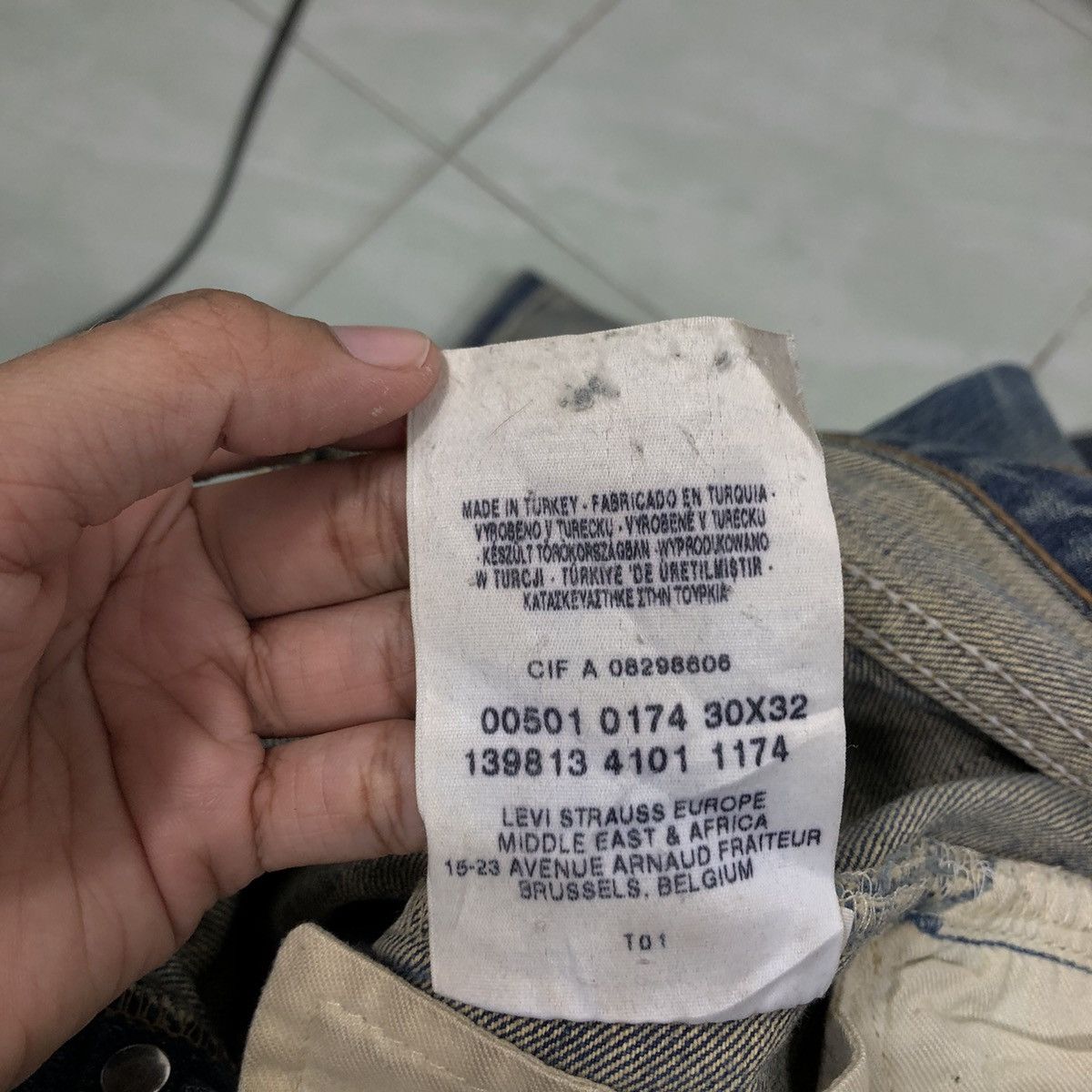 Levi's 🔥Vintage Distressed Denim Rusty Levi’s 501 Travis Scott Size US 30 / EU 46 - 20 Thumbnail
