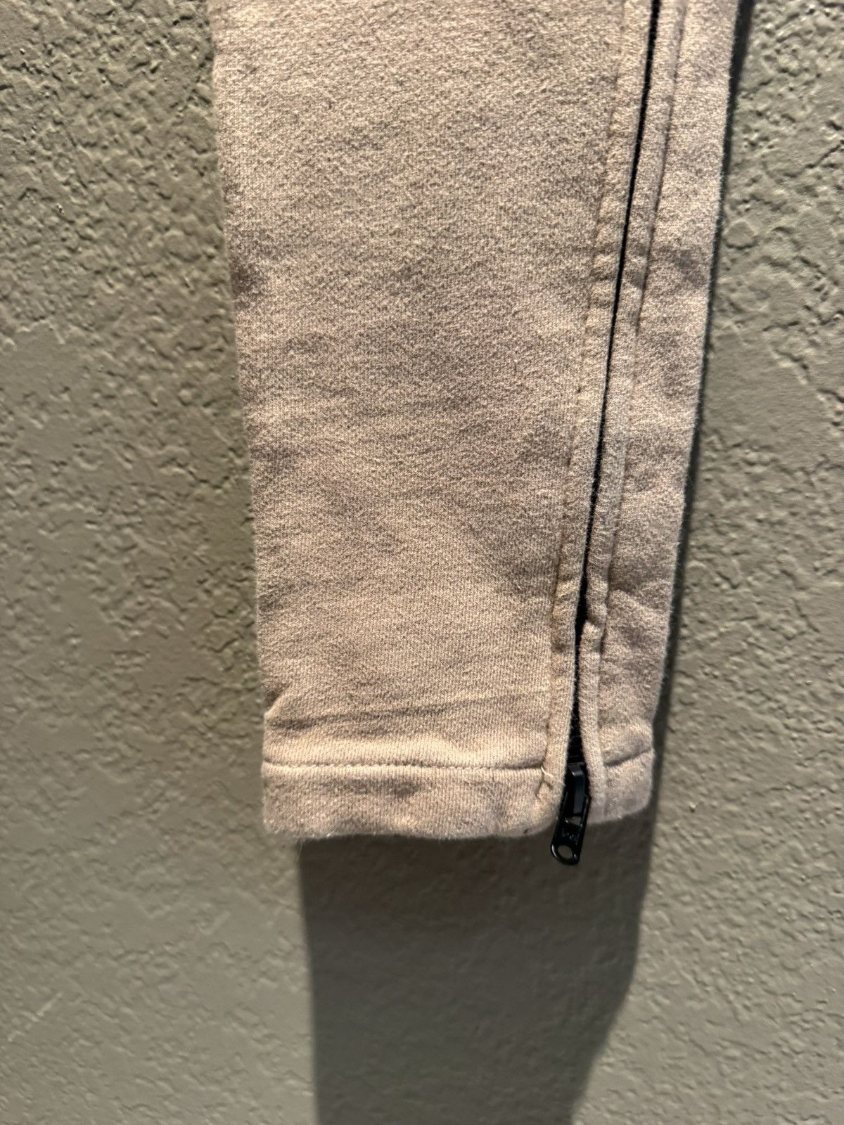 Fear of God Fear of God Essentials First Collection Beige Joggers Zipper Size US 29 - 7 Thumbnail