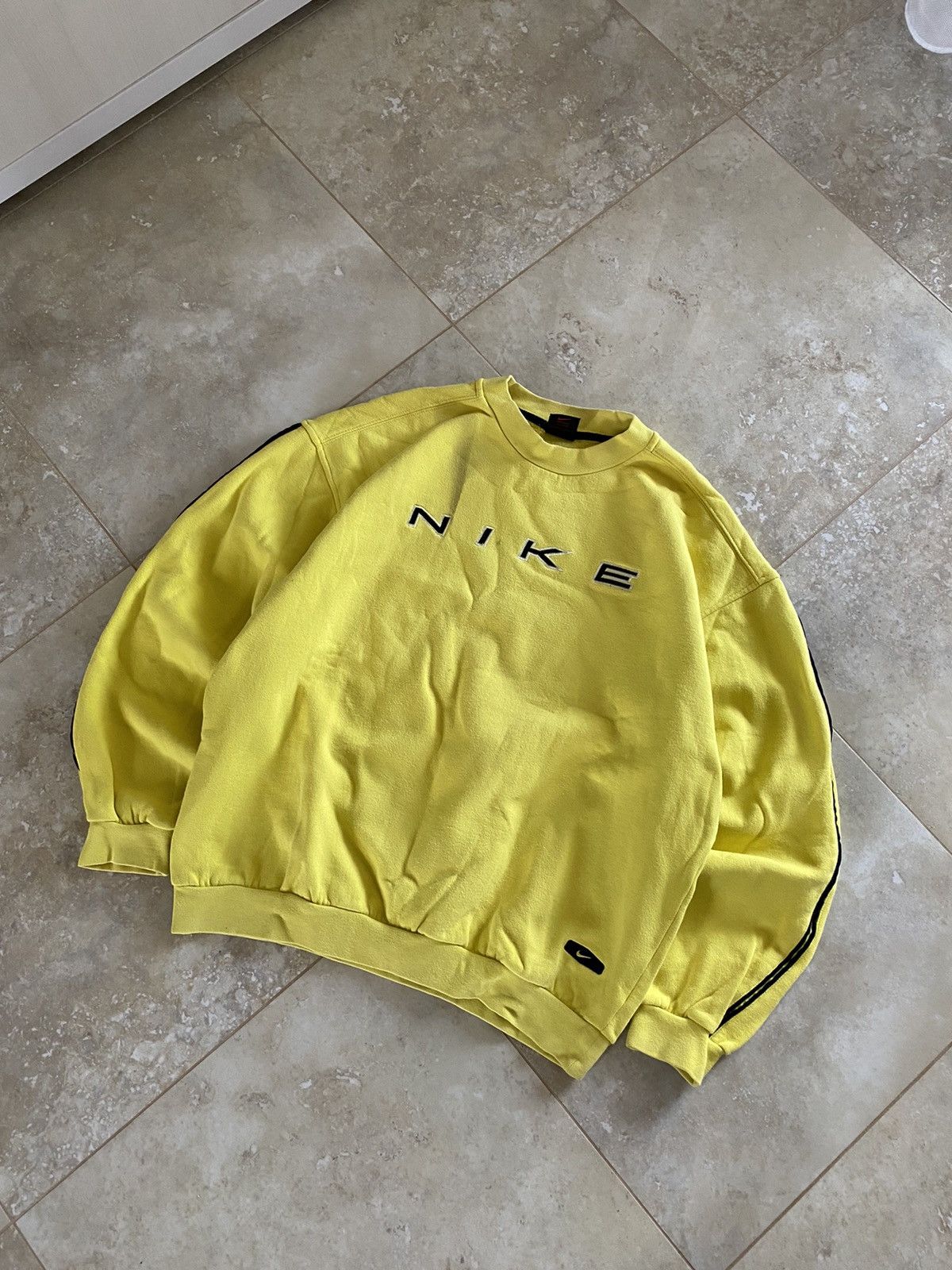 Nike Vintage Baggy Nike 00s Sweatshirt Big Logo Oversized Y2K USA Size US M / EU 48-50 / 2 - 2 Thumbnail