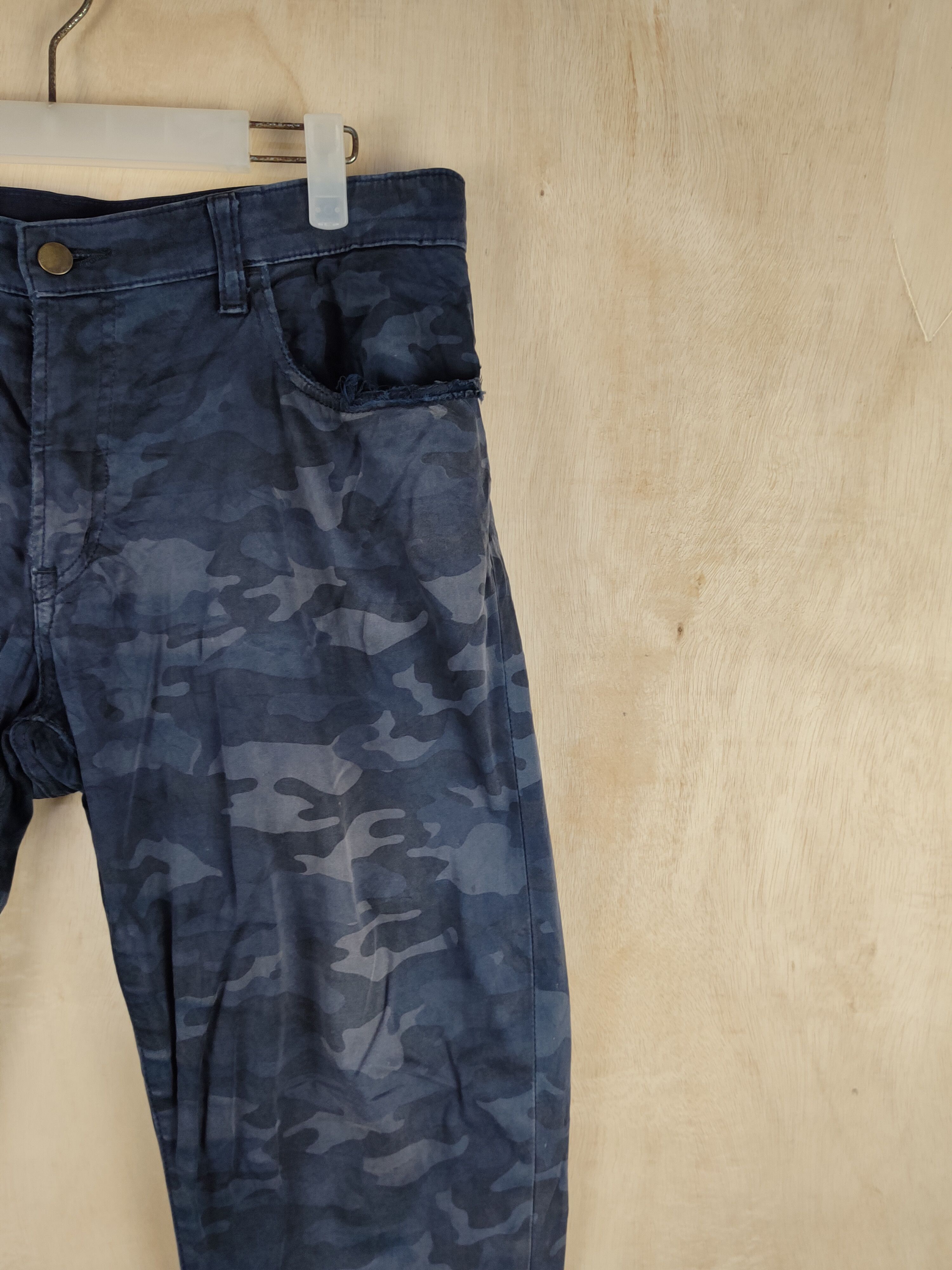 Japanese Brand Uniqlo Camouflage Multipocket Casual Pants #S2430 Size US 34 / EU 50 - 5 Thumbnail