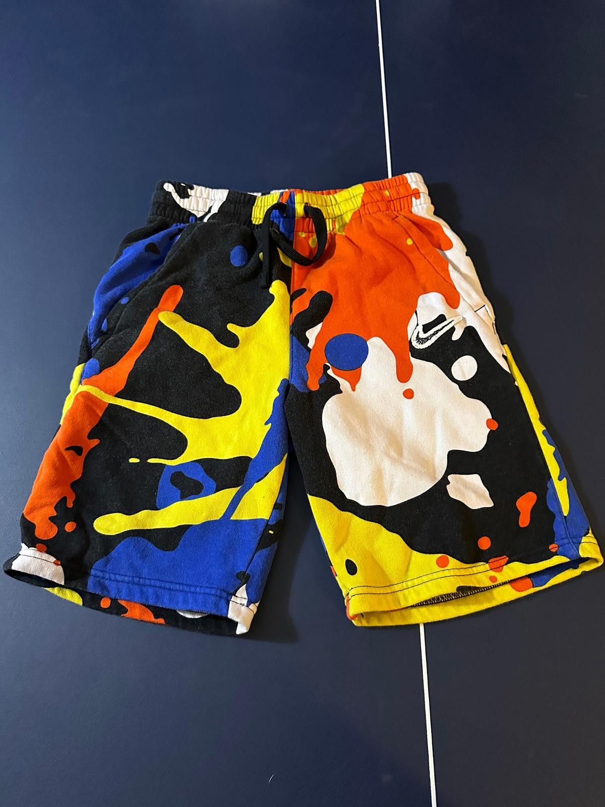 Nike Nike Men's Casual Shorts Colorful Paint Splatter Design Size US 32 / EU 48 - 1 Thumbnail