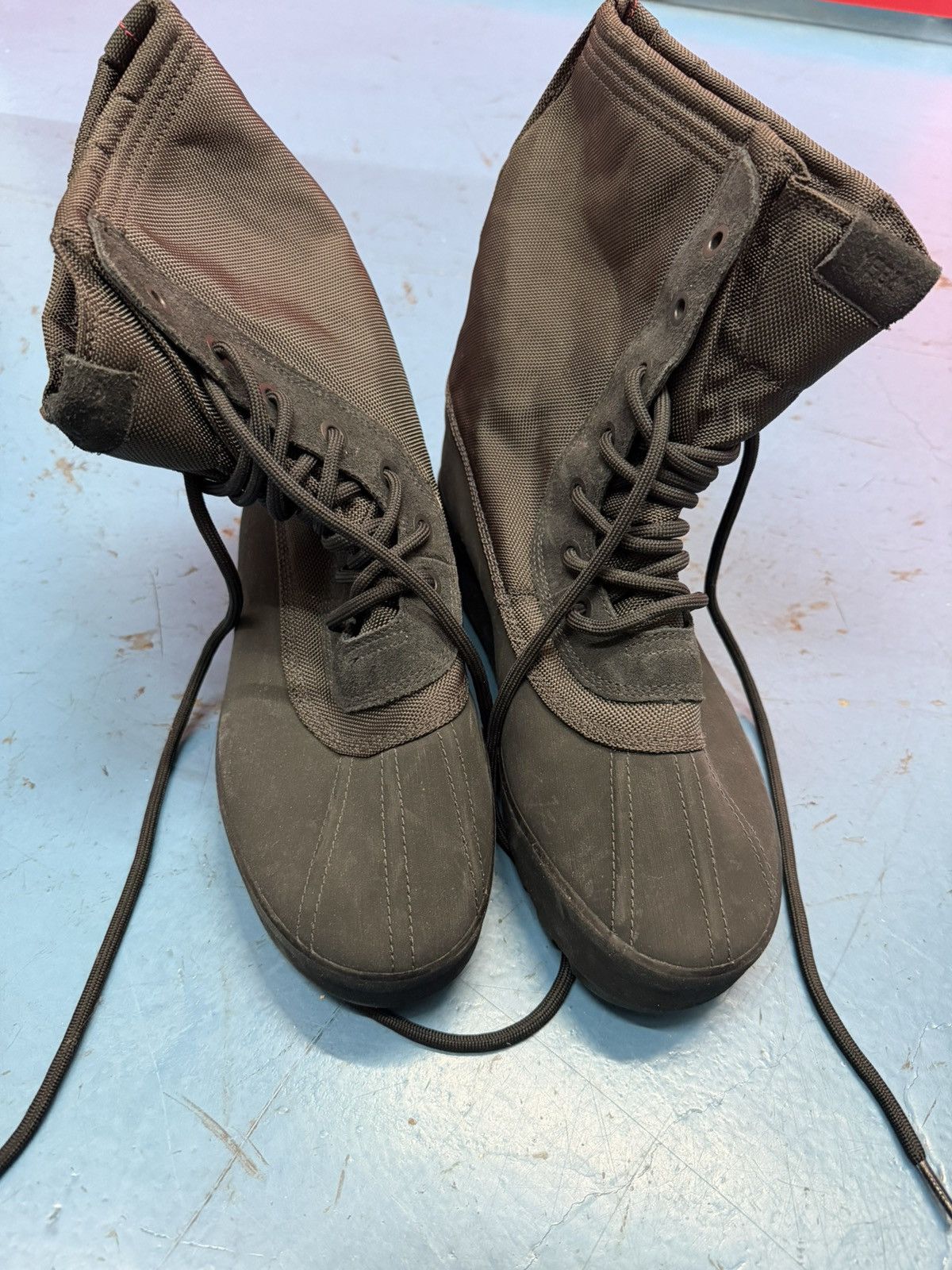 Yeezy YEEZY 950 Size US 11.5 / EU 44-45 - 3 Thumbnail