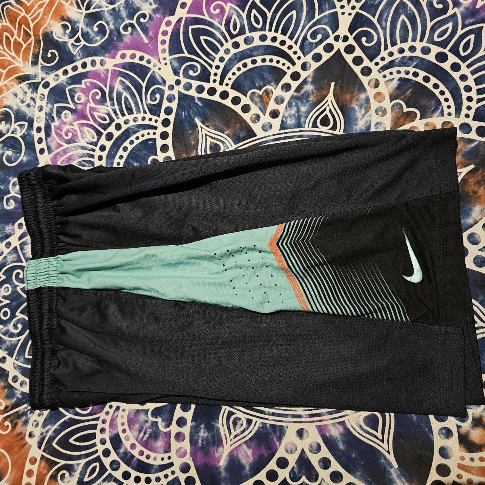 Nike Nike Men's Black Elite Gym Shorts Size US 32 / EU 48 - 4 Thumbnail