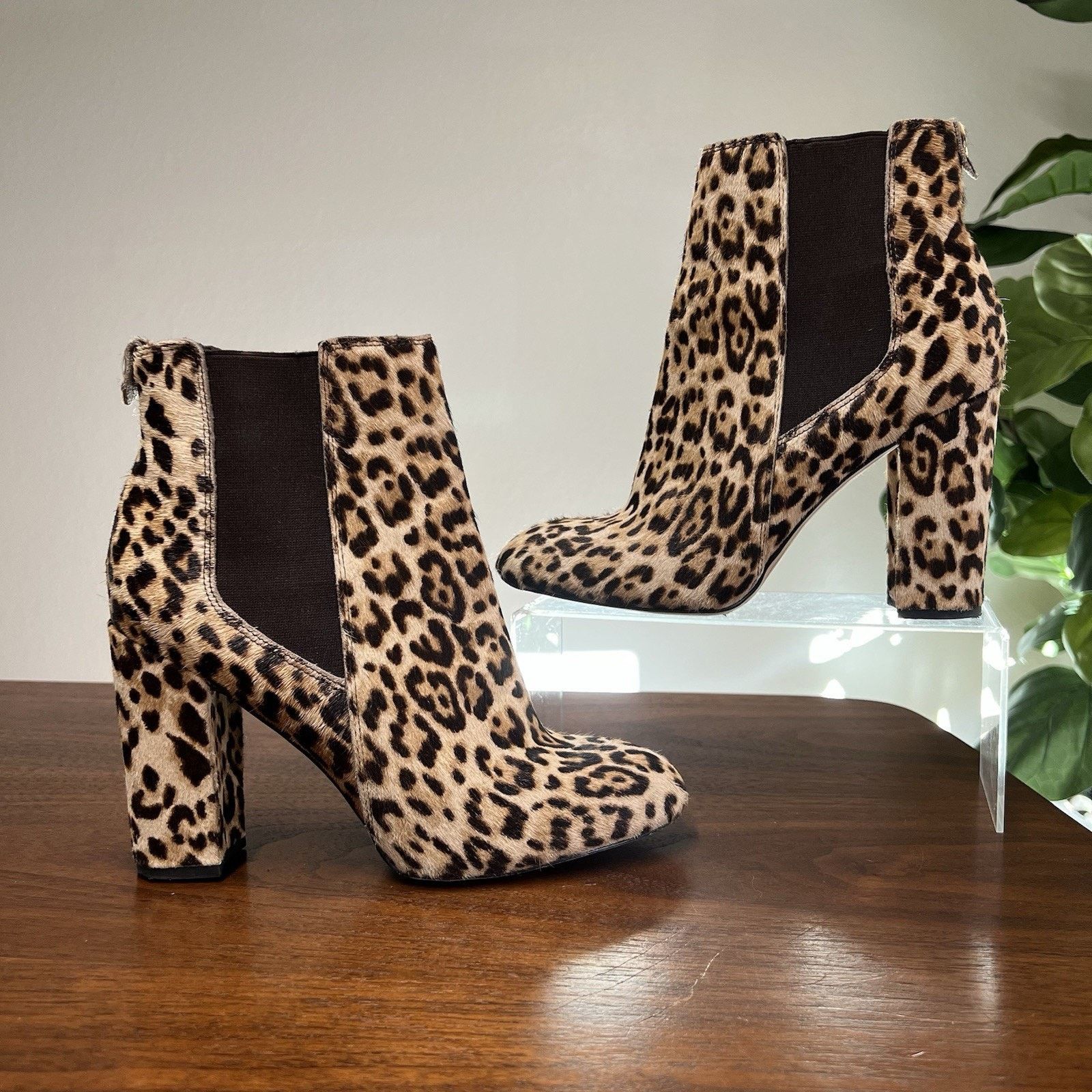 Sam Edelman Sam Edelman 8.5 Chelsea Bootie Calf Hair 4” Block Heel Size US 8.5 / IT 38.5 - 1 Thumbnail